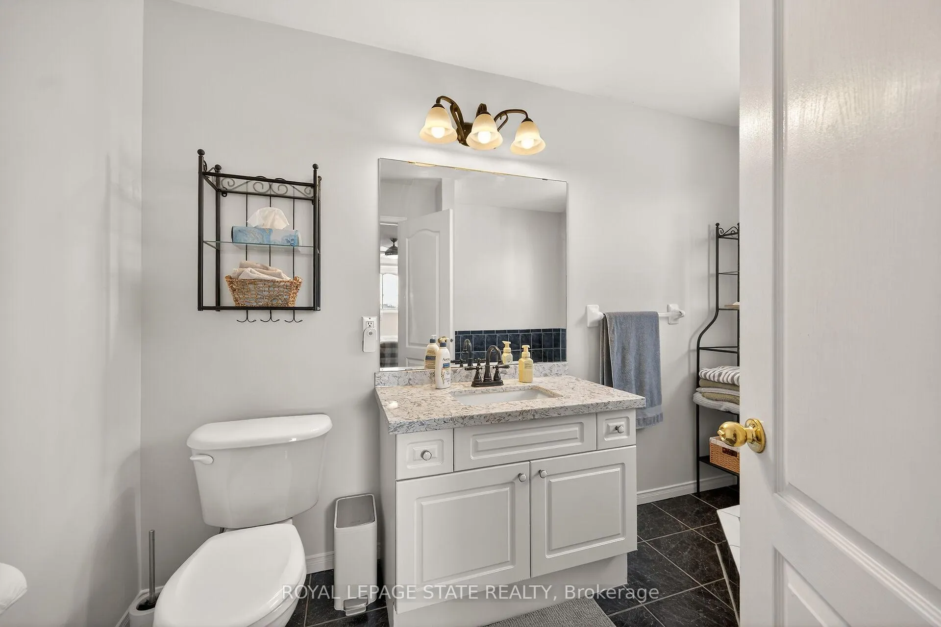 Photo 22 of 110 Jacqueline Boulevard, Hamilton, Allison — HOMEH