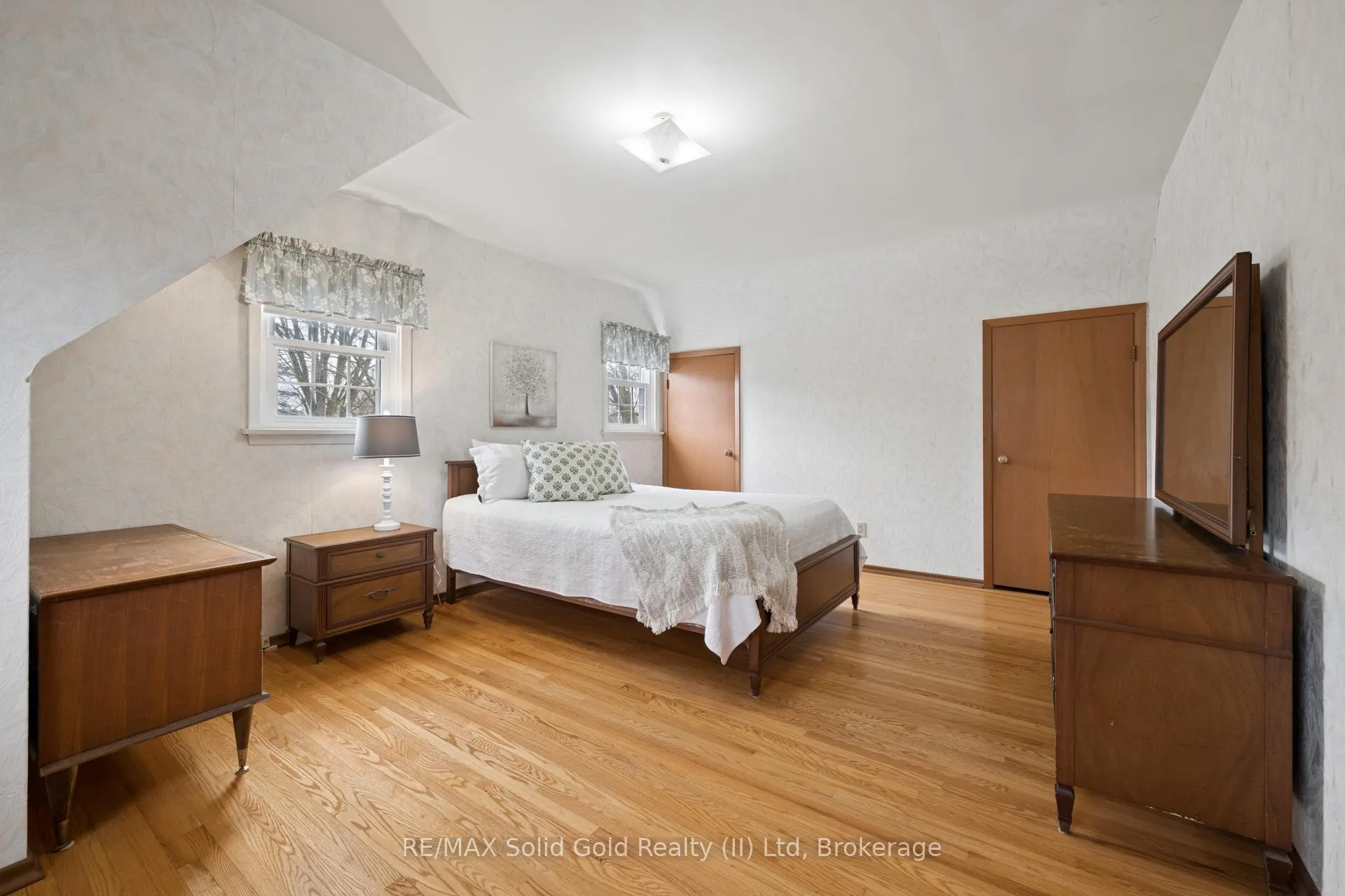 Photo 18 of 21 Meadowlark Road, Woolwich — HOMEH