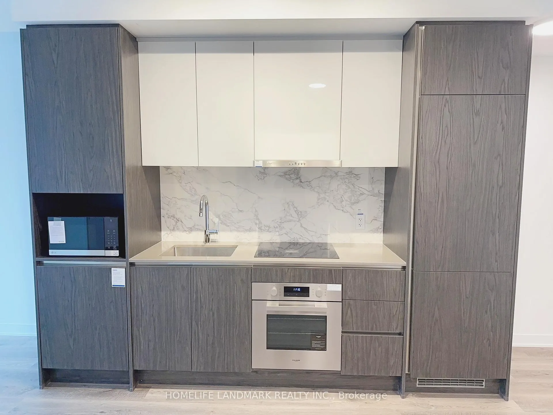 Photo 9 of Unit 1605, 180 Front Street E, Toronto, Moss Park — HOMEH