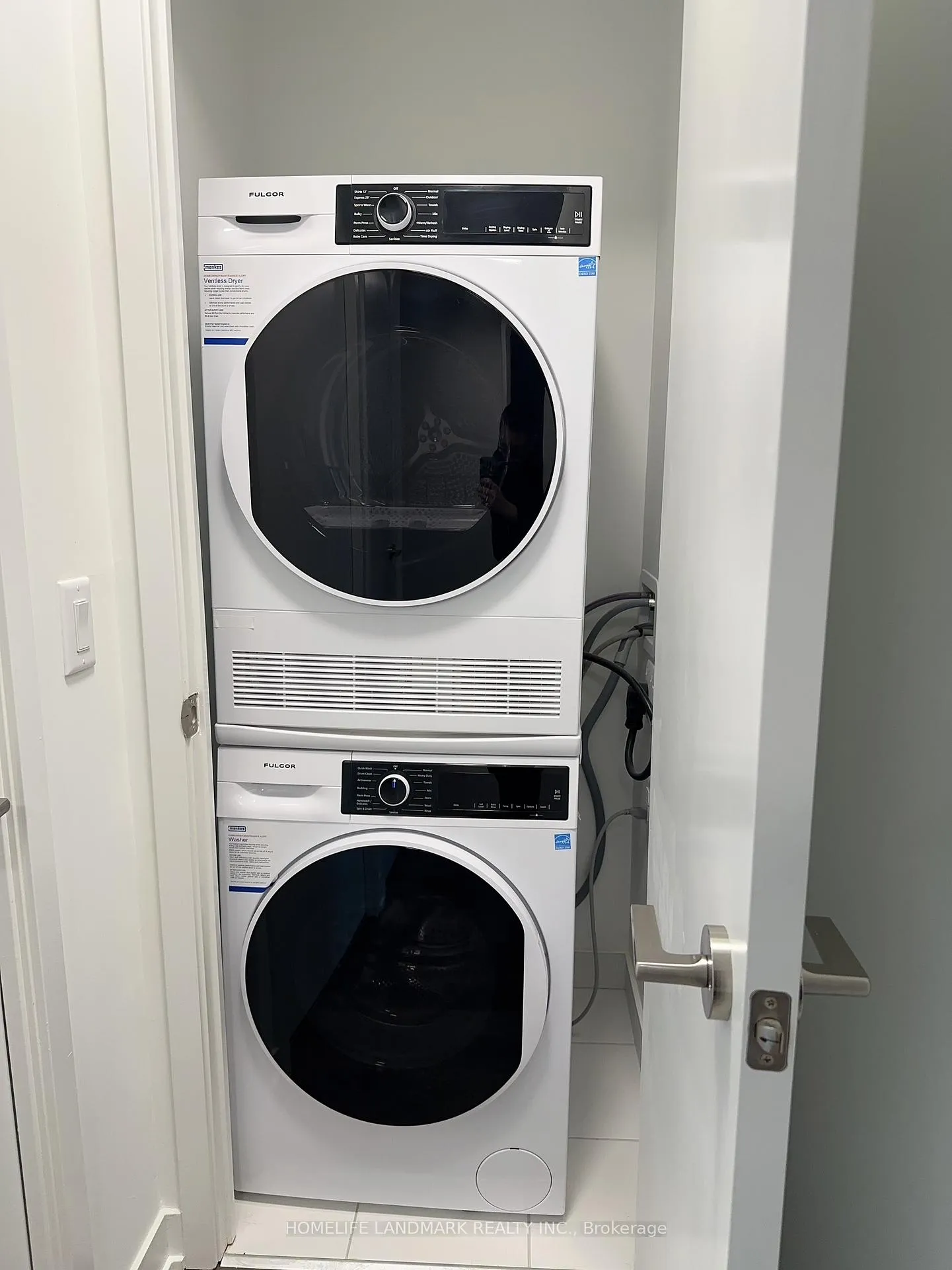 Photo 21 of Unit 1605, 180 Front Street E, Toronto, Moss Park — HOMEH