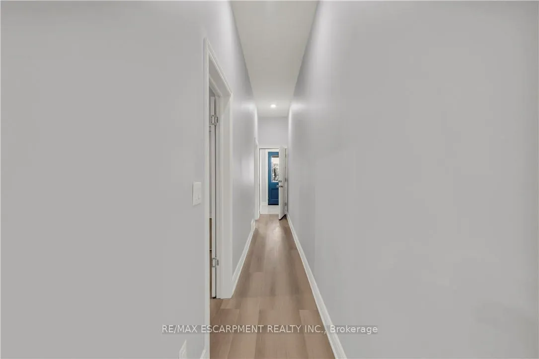 Photo 5 of Unit Main, 51 Wellington Street S, Hamilton, Corktown — HOMEH