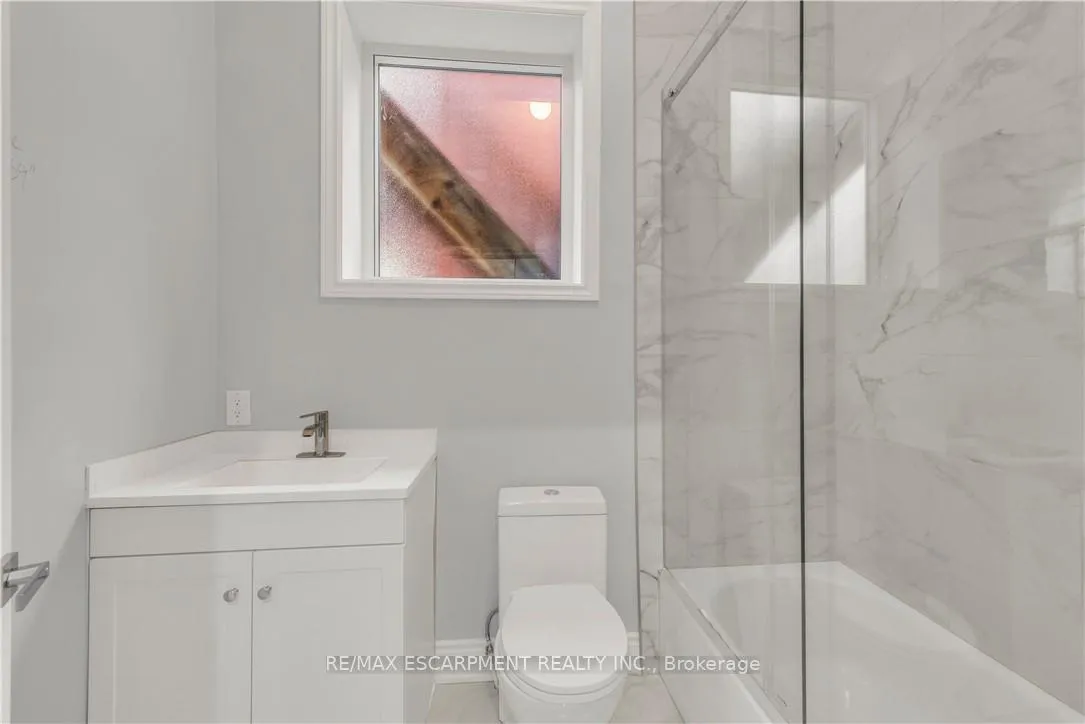 Photo 9 of Unit Main, 51 Wellington Street S, Hamilton, Corktown — HOMEH