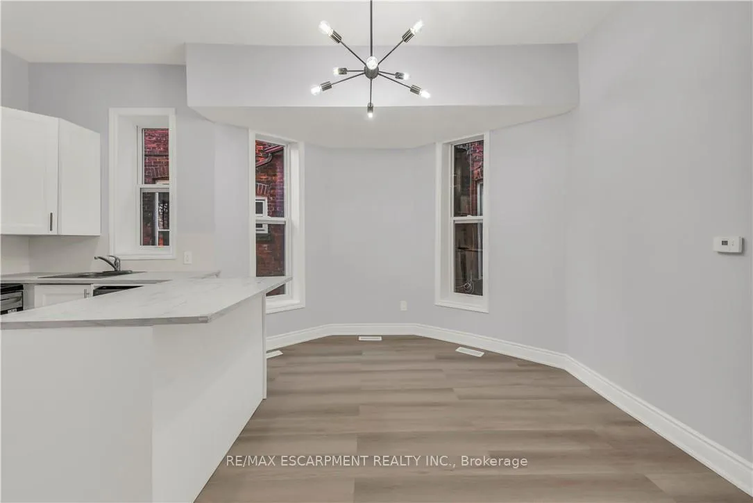 Photo 12 of Unit Main, 51 Wellington Street S, Hamilton, Corktown — HOMEH