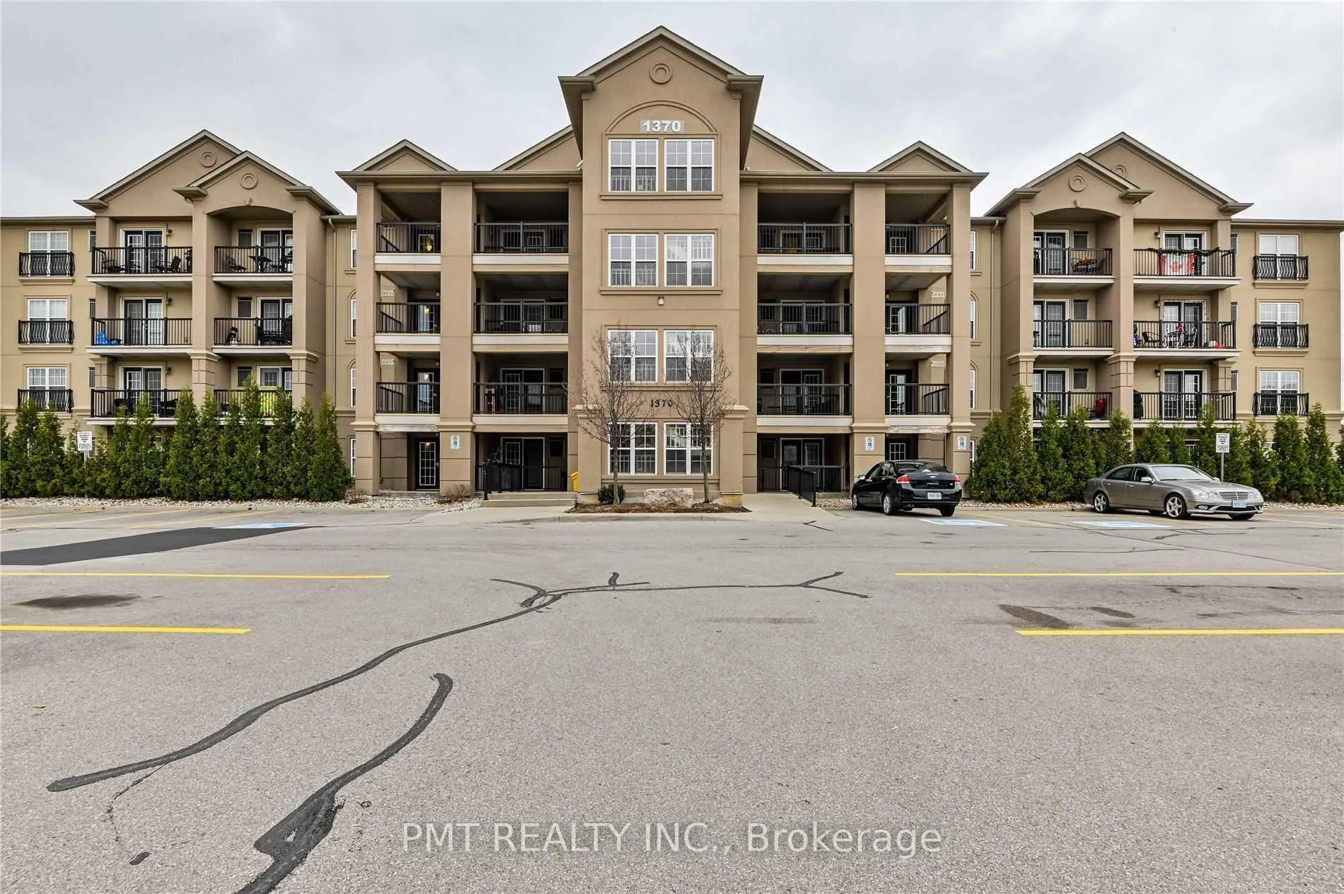 Photo 2 of Unit 206, 1370 Main Street E, Milton, Dempsey — HOMEH