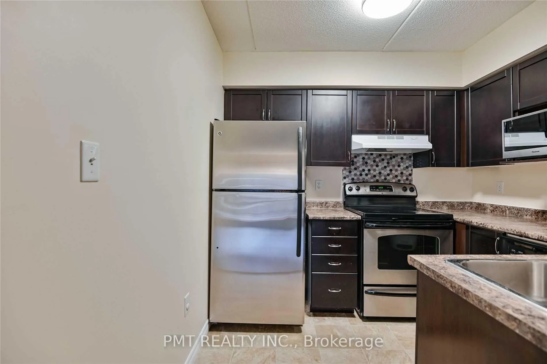 Photo 7 of Unit 206, 1370 Main Street E, Milton, Dempsey — HOMEH