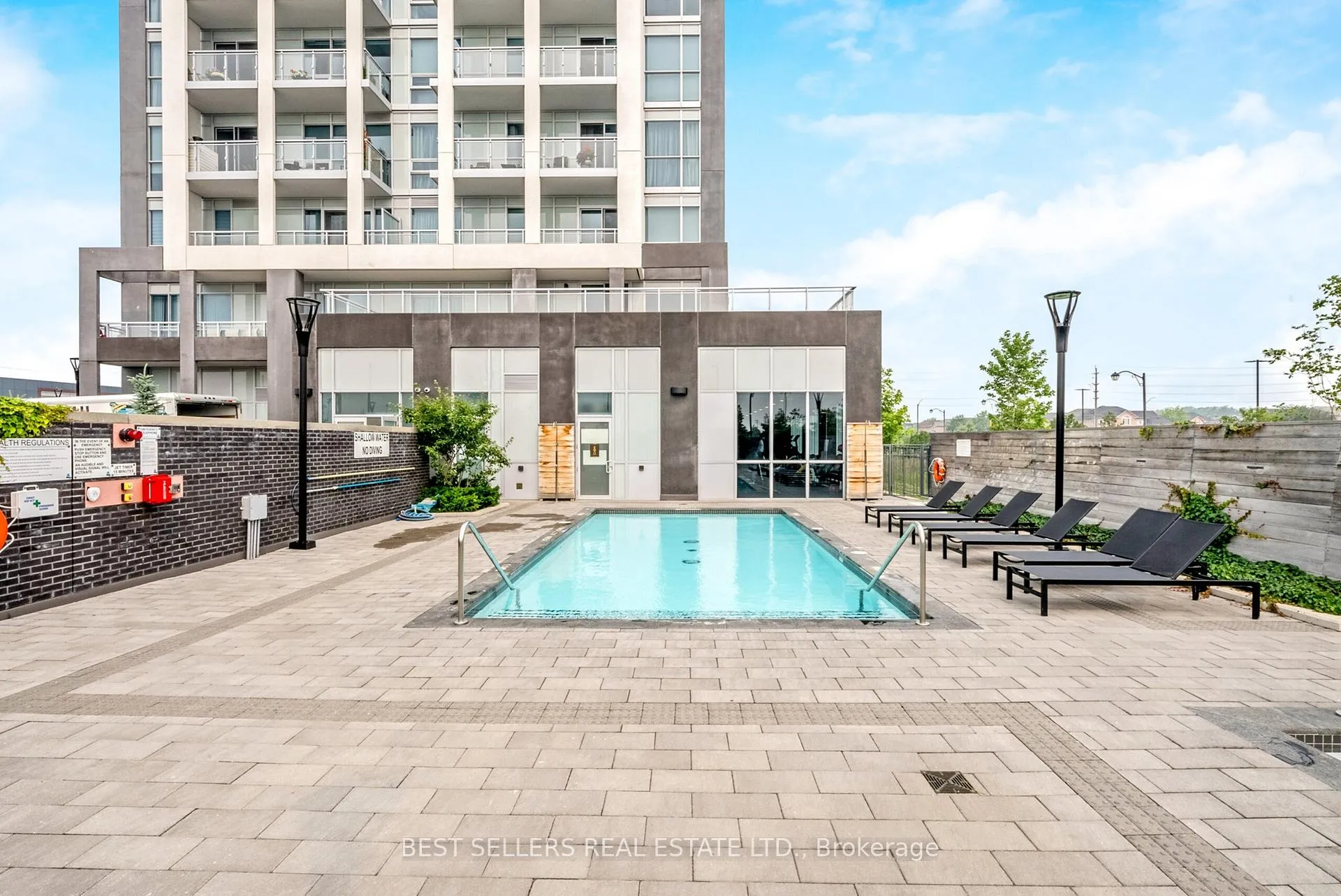 Photo 12 of Unit 218, 1050 Main Street E, Milton, Dempsey — HOMEH