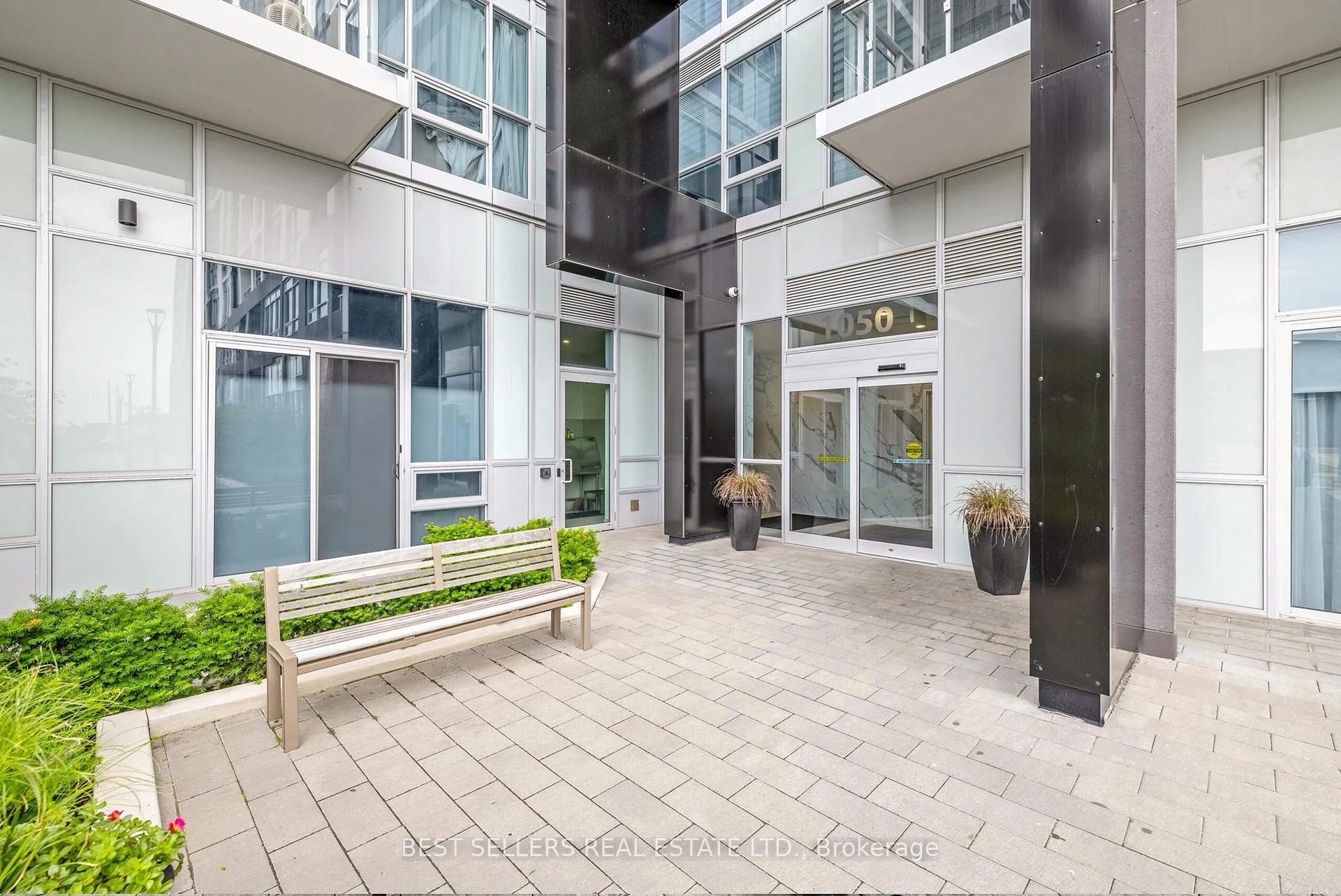 Photo 16 of Unit 218, 1050 Main Street E, Milton, Dempsey — HOMEH