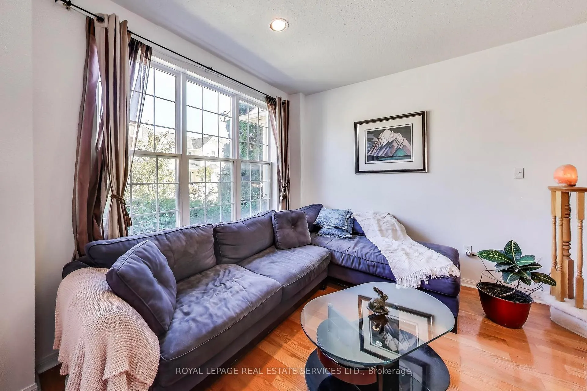Photo 5 of 52 Gowland Road, Markham, Cornell — HOMEH