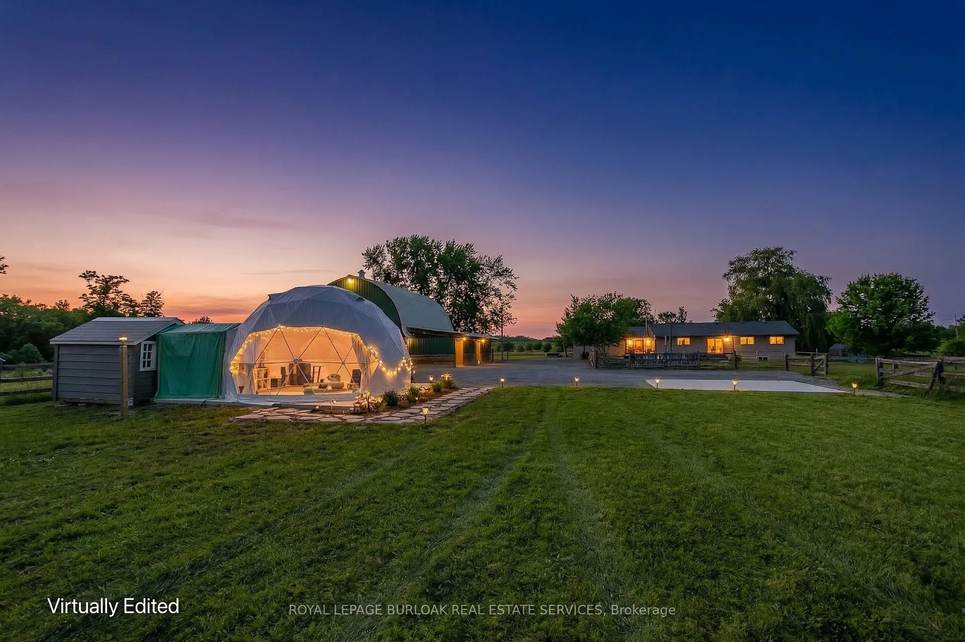 Photo 5 of 4375 Hall Road, Hamilton, Rural Glanbrook — HOMEH