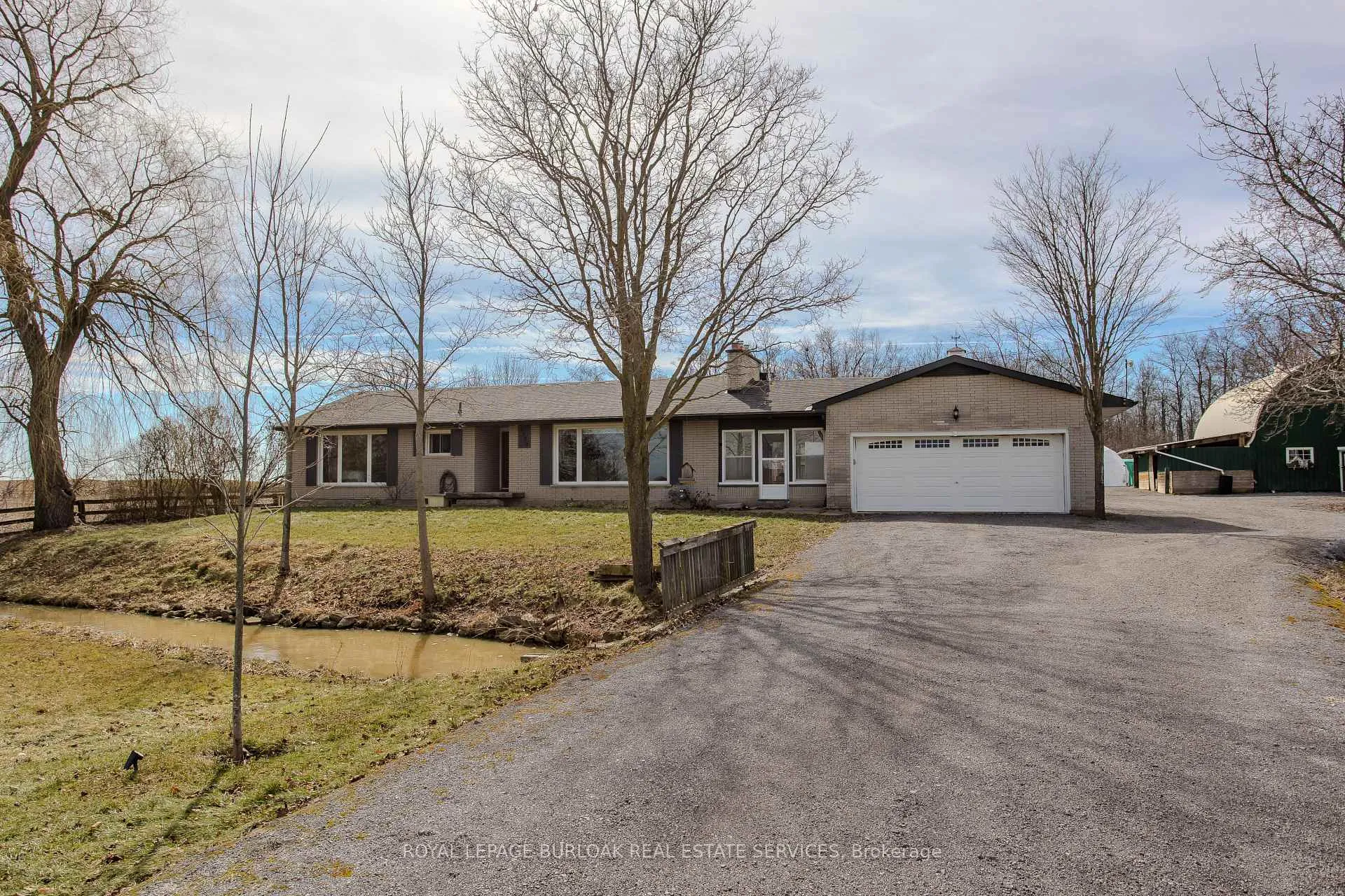 Photo 37 of 4375 Hall Road, Hamilton, Rural Glanbrook — HOMEH