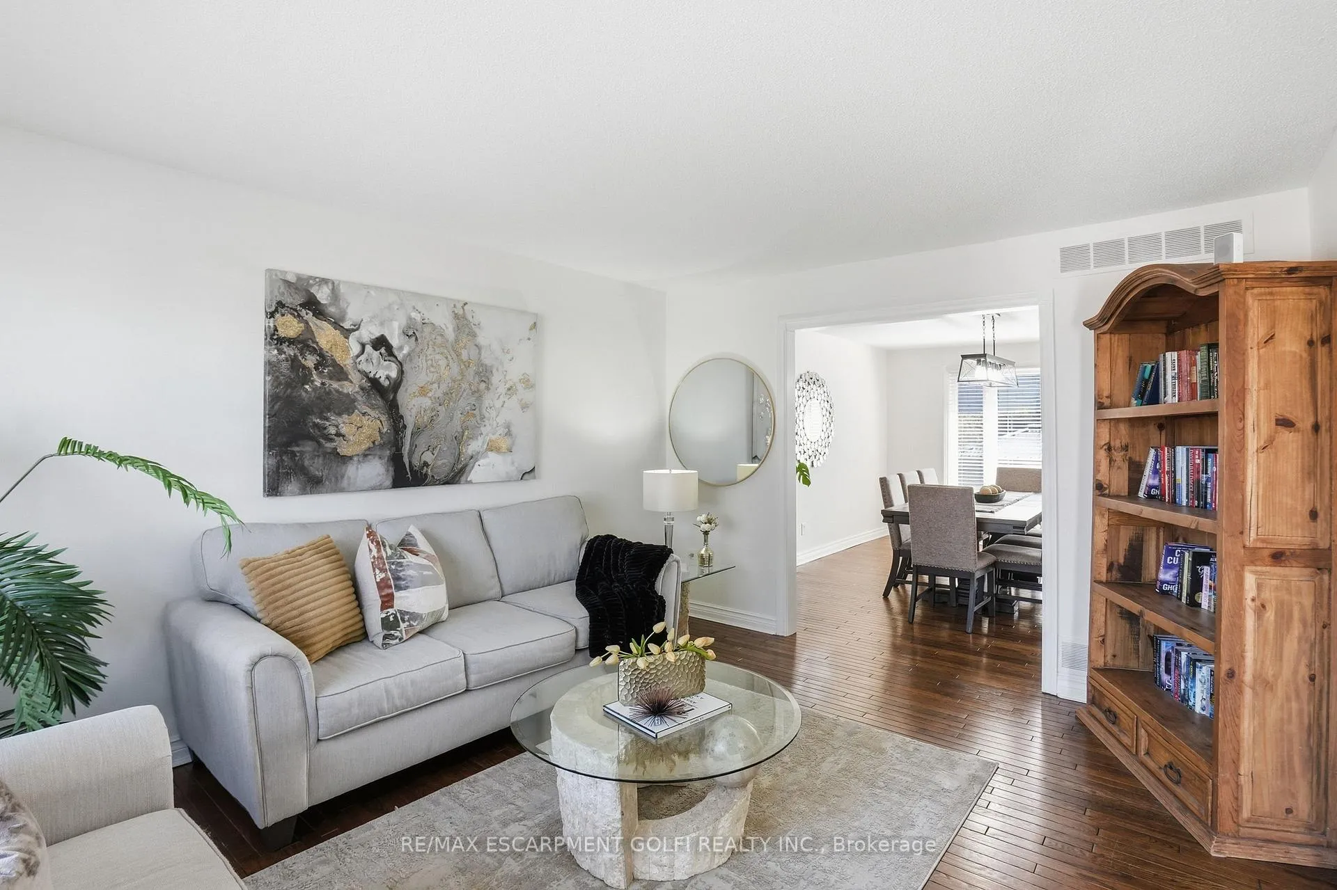 Photo 8 of 61 Seaton Place Drive, Hamilton, Stoney Creek — HOMEH