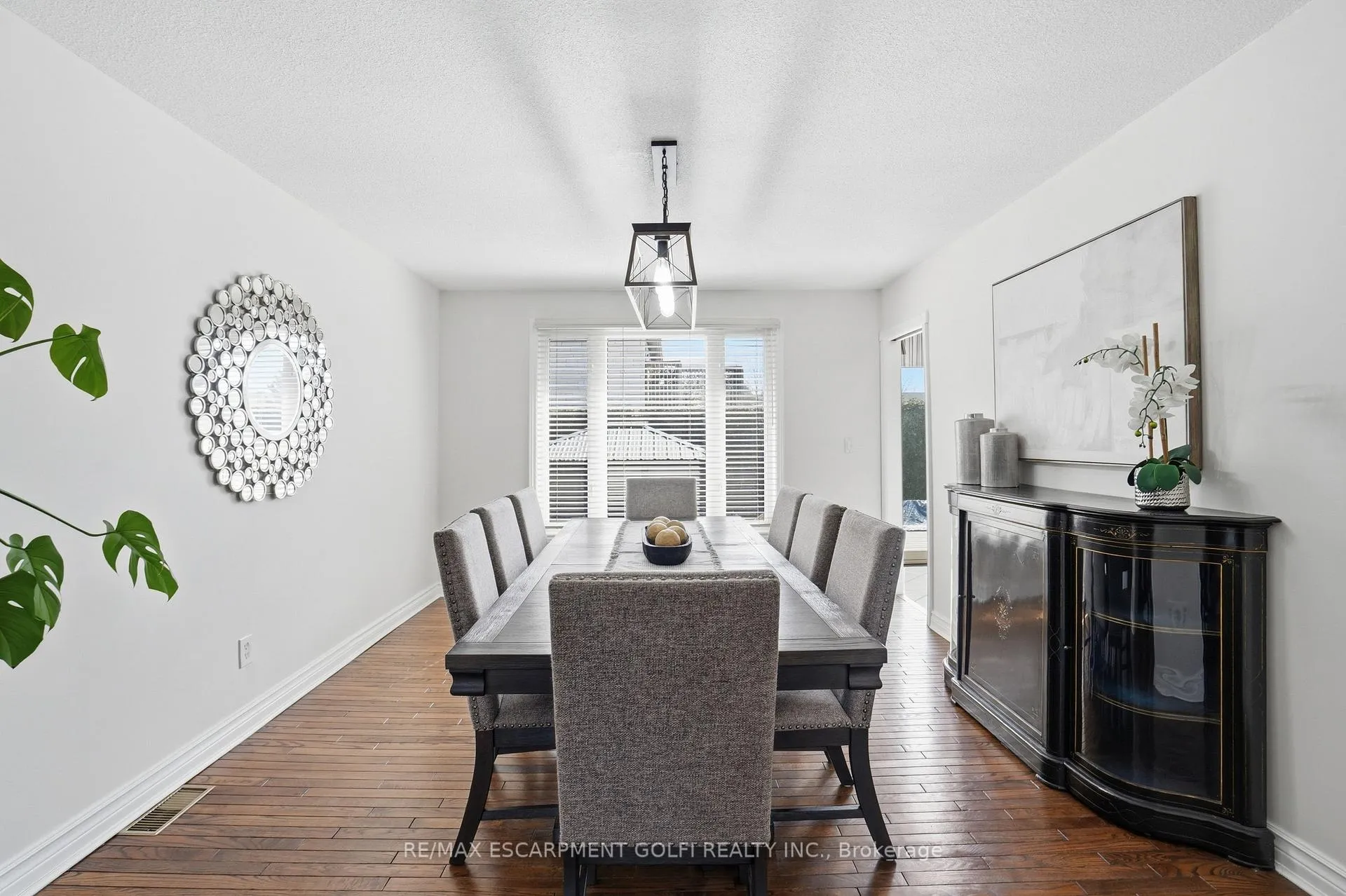 Photo 9 of 61 Seaton Place Drive, Hamilton, Stoney Creek — HOMEH