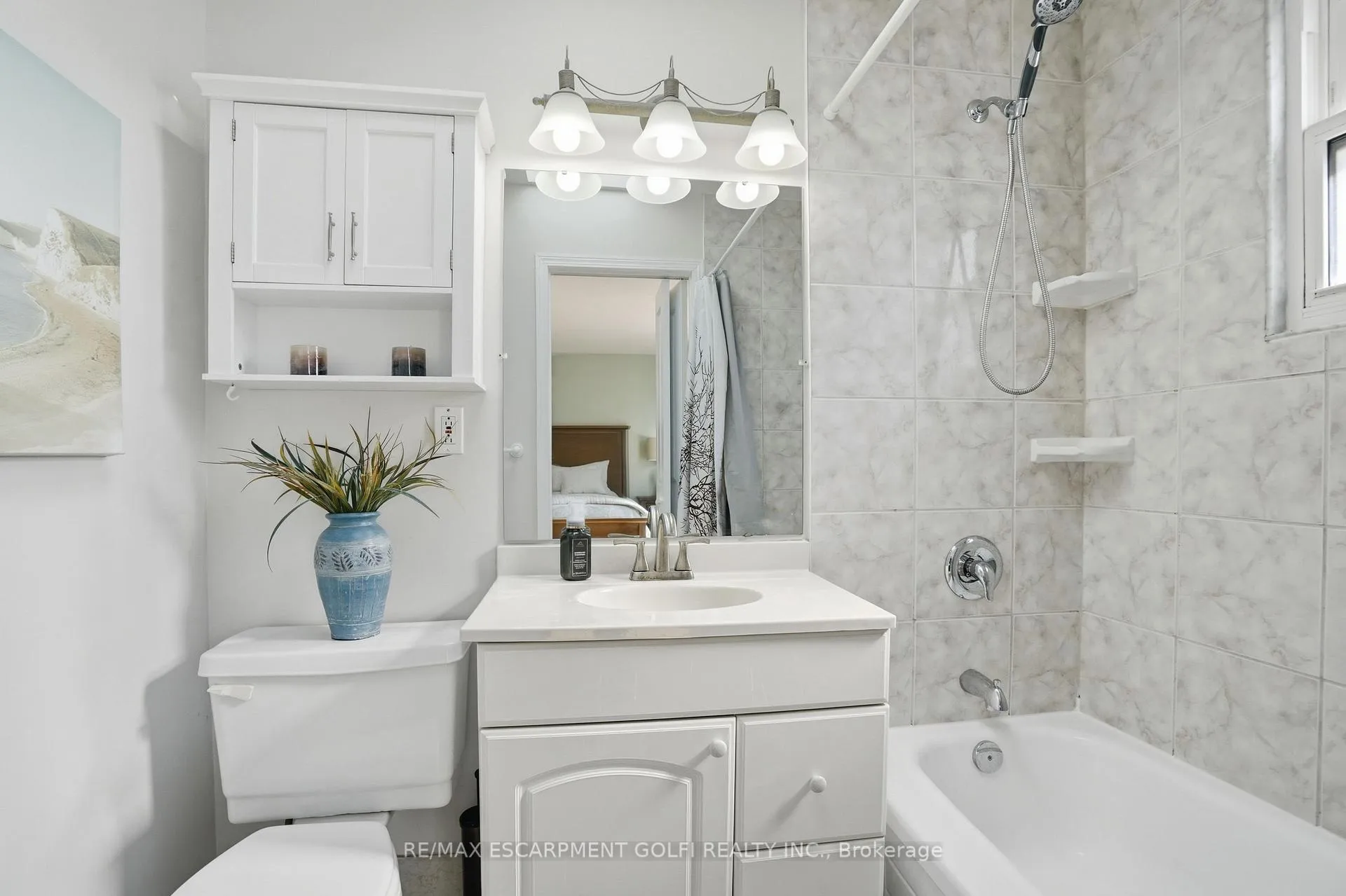 Photo 16 of 61 Seaton Place Drive, Hamilton, Stoney Creek — HOMEH