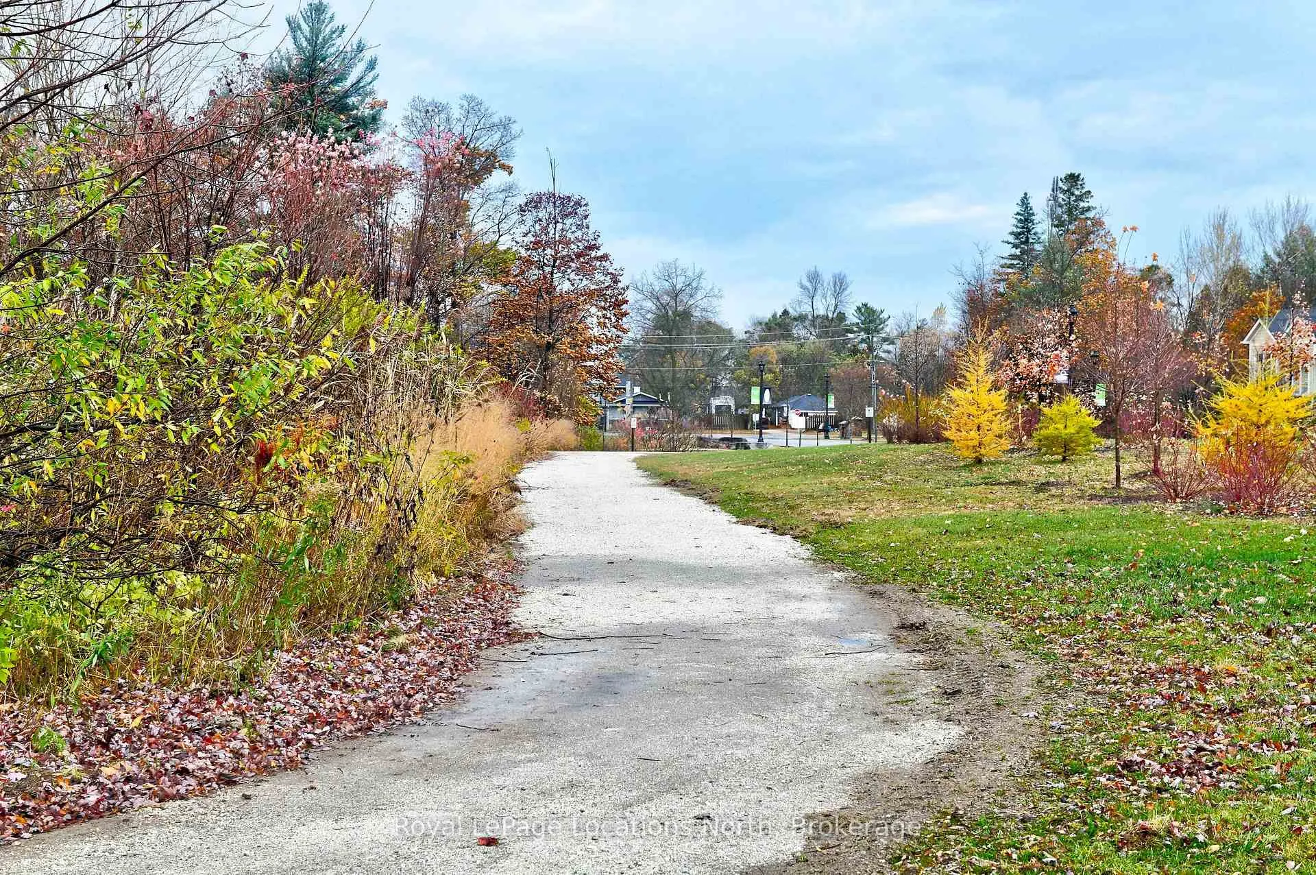 Photo 31 of 10 Little River Crossing, Wasaga Beach — HOMEH