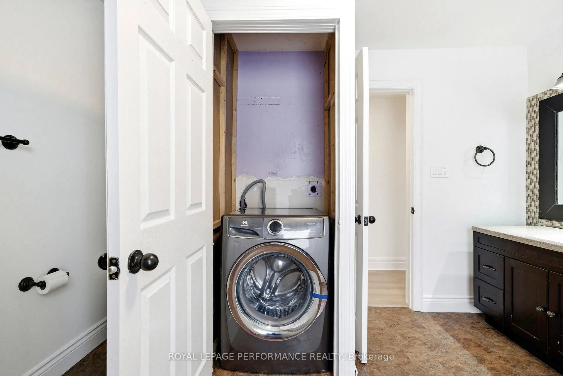 Photo 14 of 441 Adolphus Street, Cornwall — HOMEH