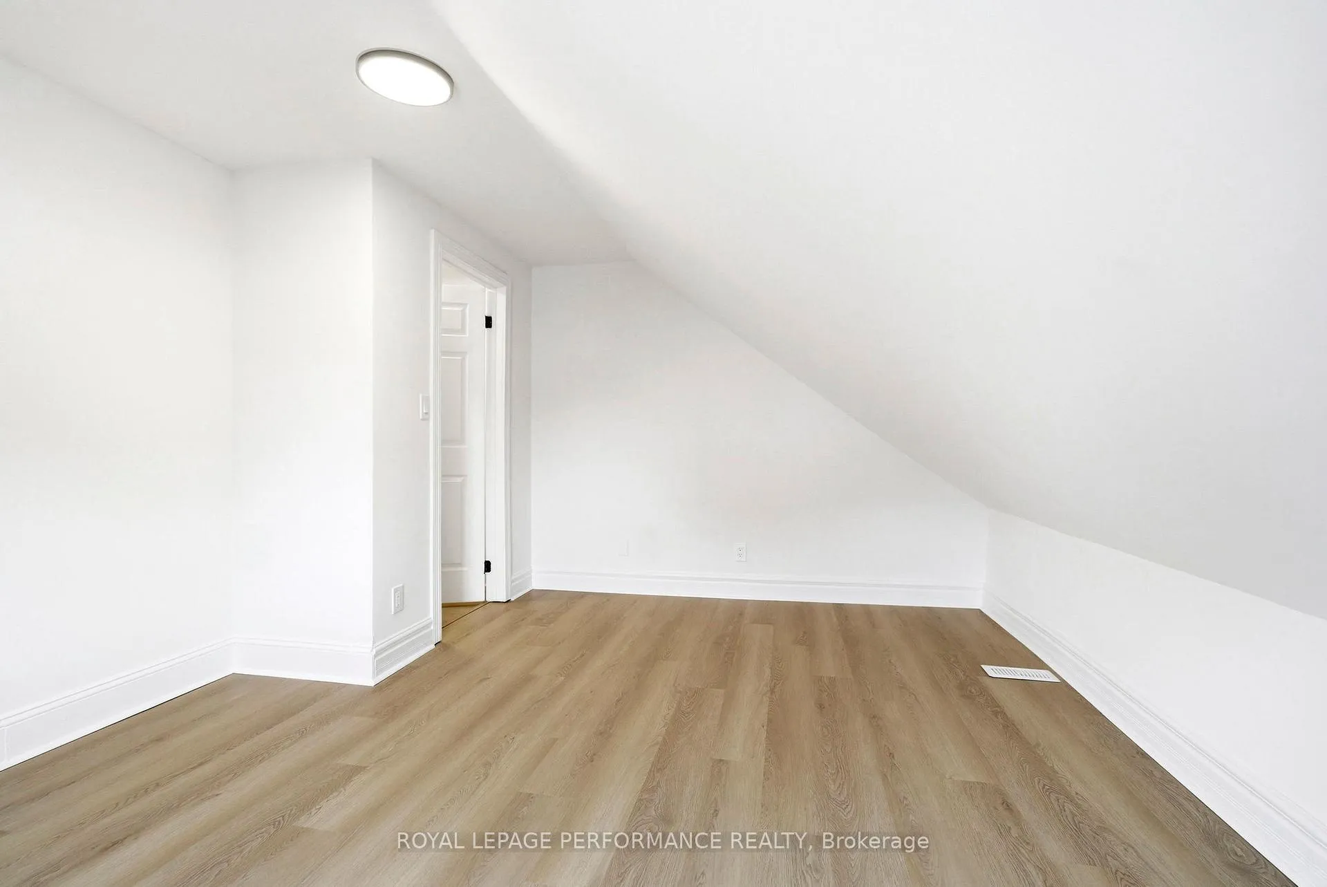 Photo 33 of 441 Adolphus Street, Cornwall — HOMEH