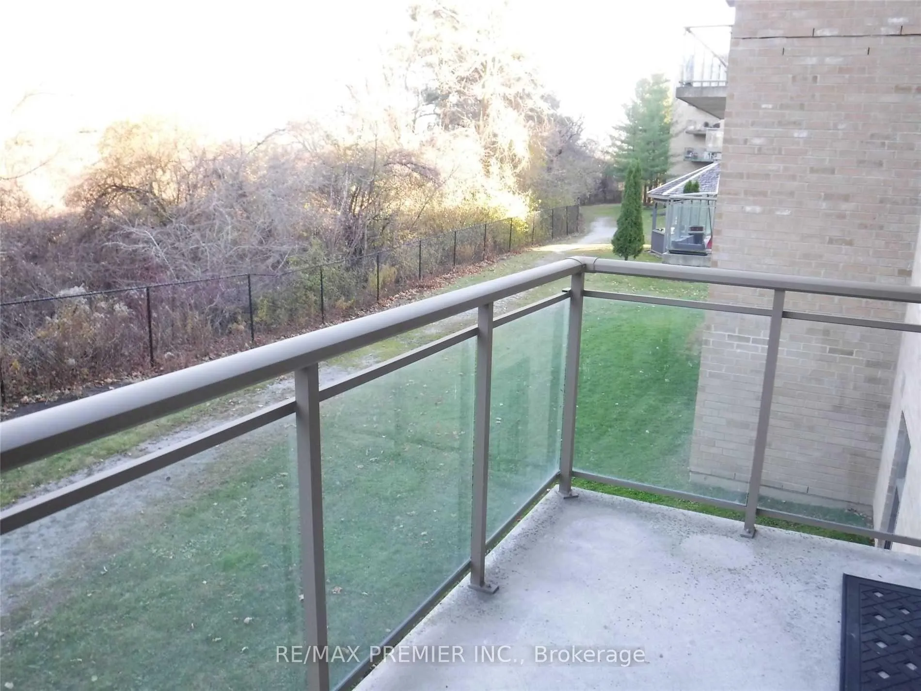Photo 18 of Unit 102, 2506 Rutherford Road, Vaughan, Maple — HOMEH