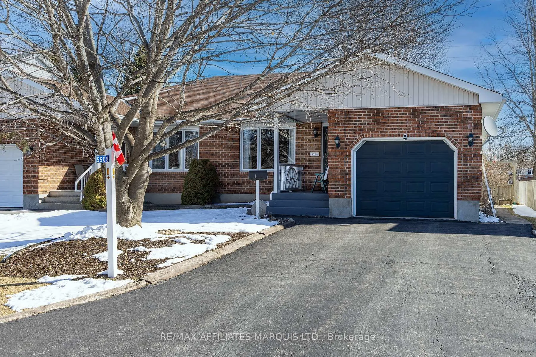 Front of 5508 Bridlewood Court