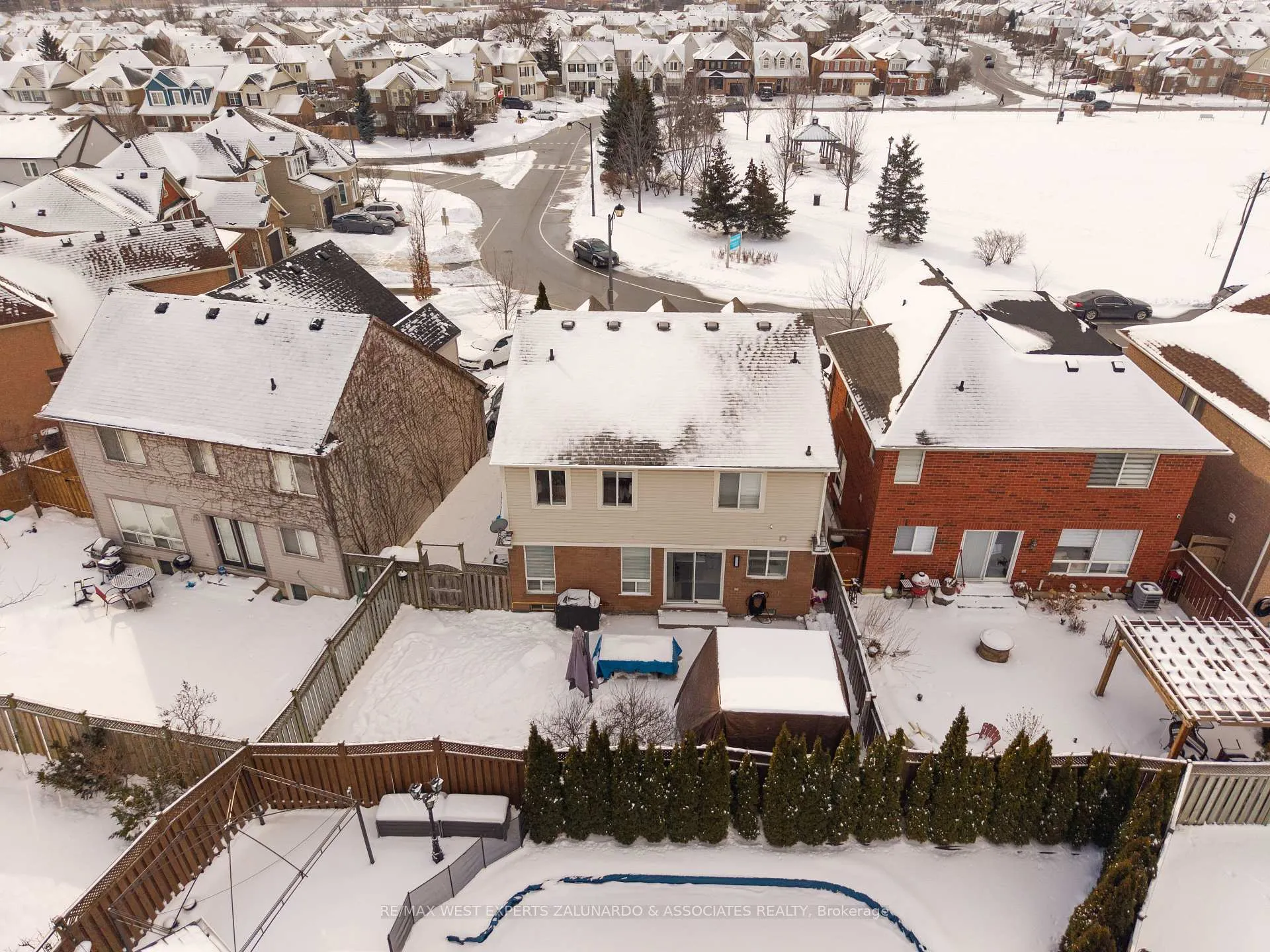 Photo 42 of 463 Trudeau Drive, Milton, Clarke — HOMEH