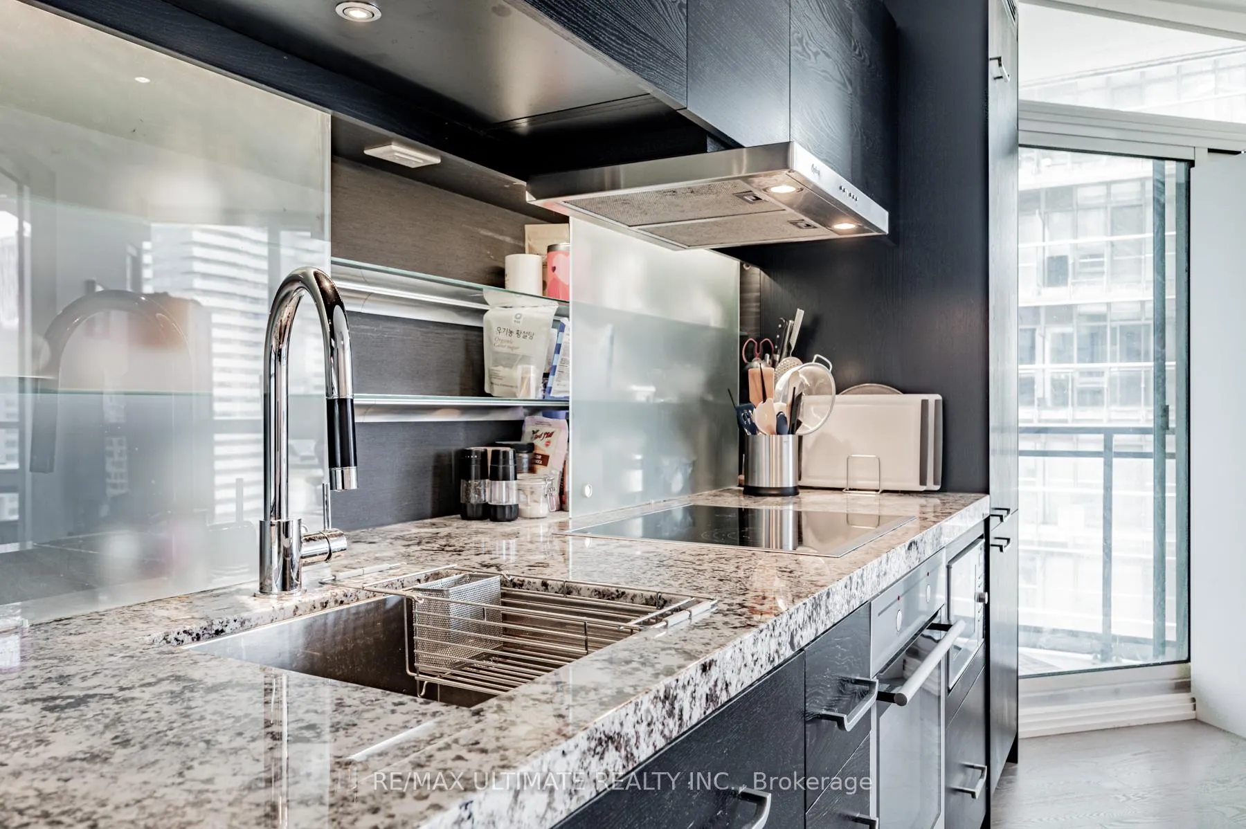Photo 3 of Unit 4306, 45 Charles Street E, Toronto, Church-Yonge Corridor — HOMEH