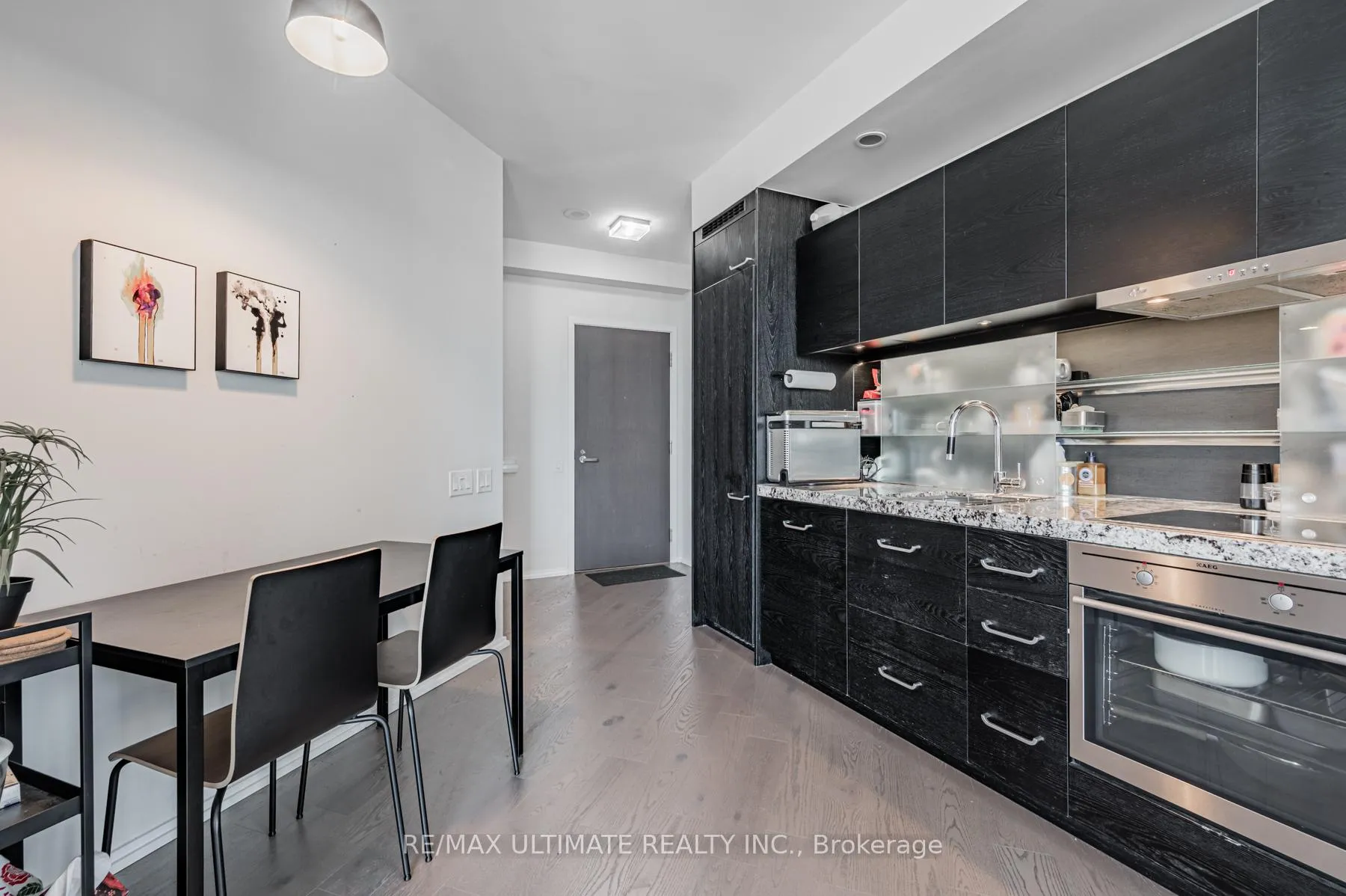 Photo 4 of Unit 4306, 45 Charles Street E, Toronto, Church-Yonge Corridor — HOMEH