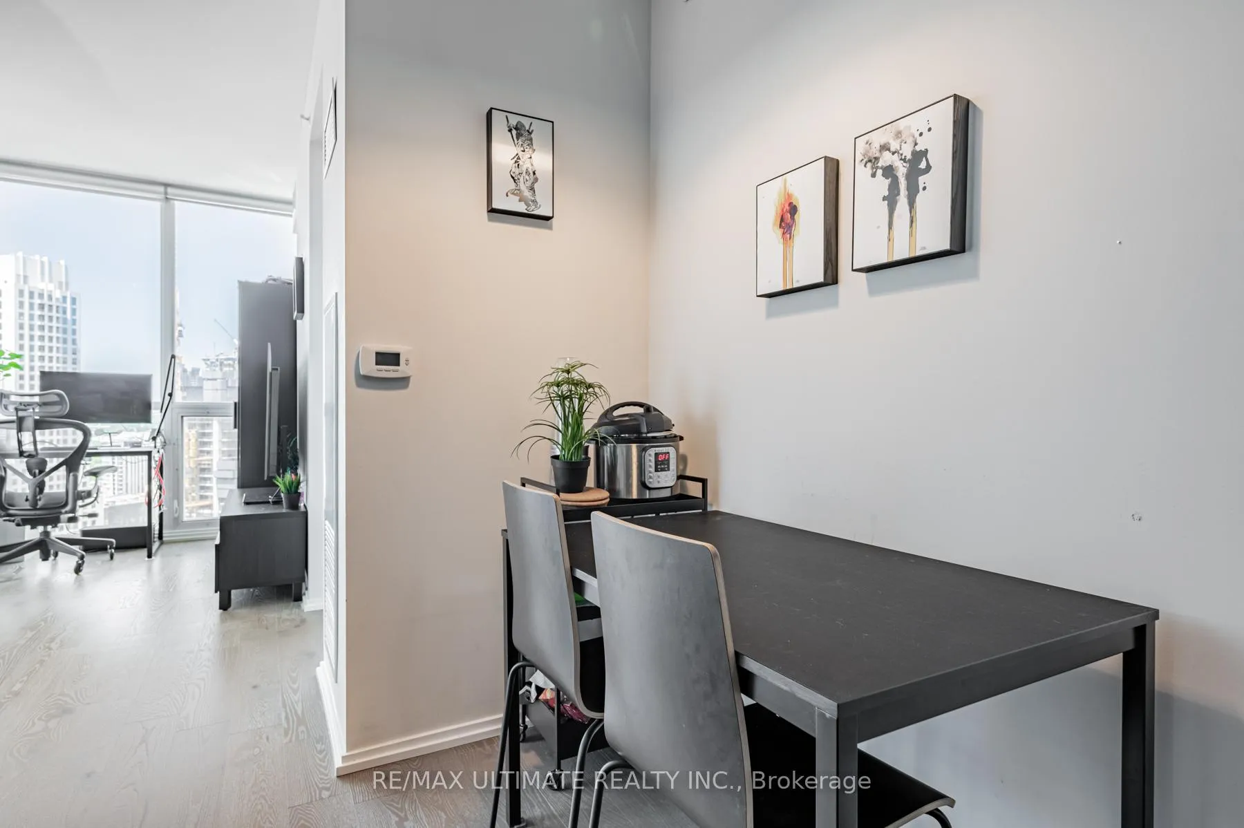 Photo 8 of Unit 4306, 45 Charles Street E, Toronto, Church-Yonge Corridor — HOMEH
