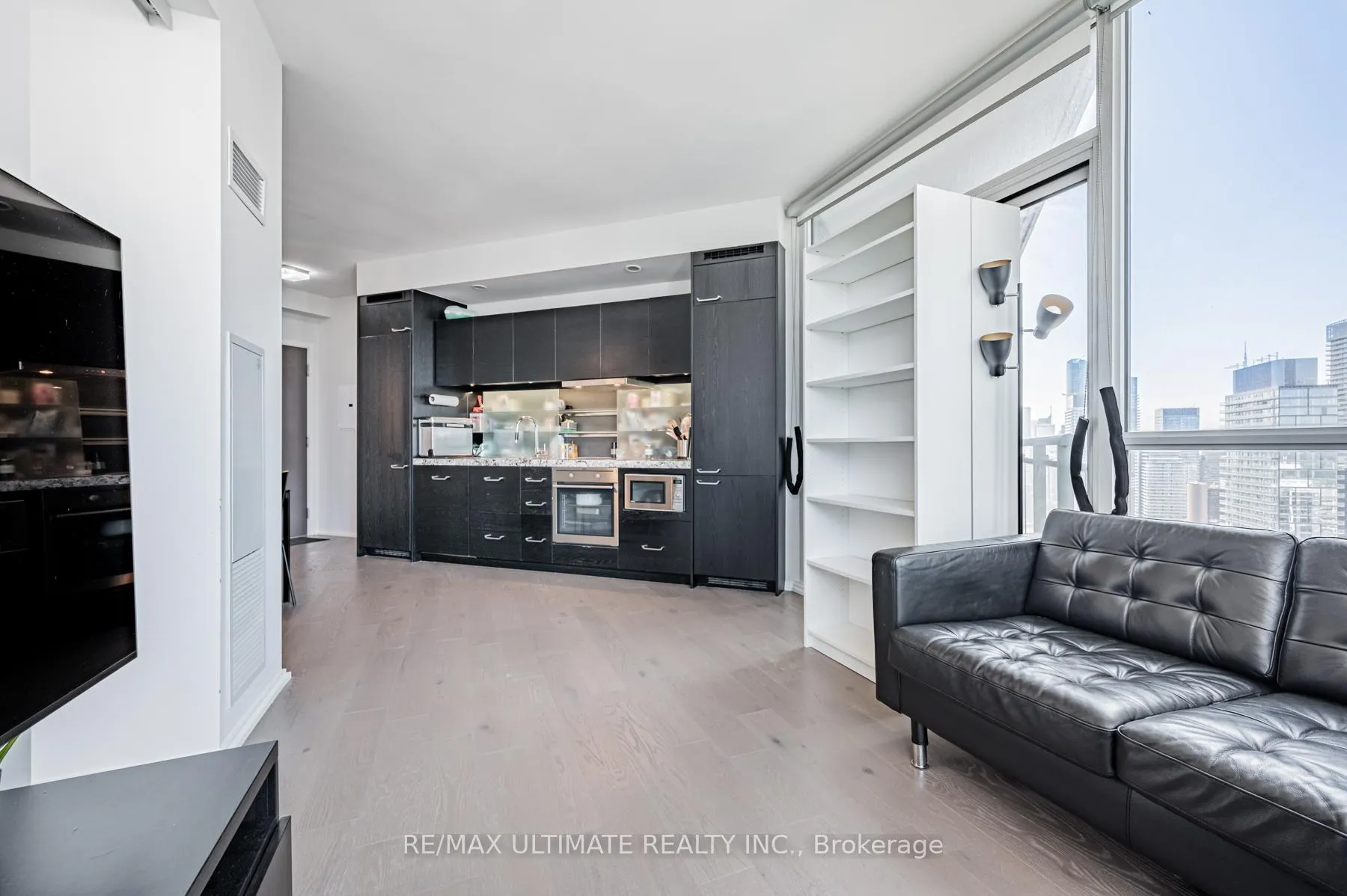 Photo 9 of Unit 4306, 45 Charles Street E, Toronto, Church-Yonge Corridor — HOMEH
