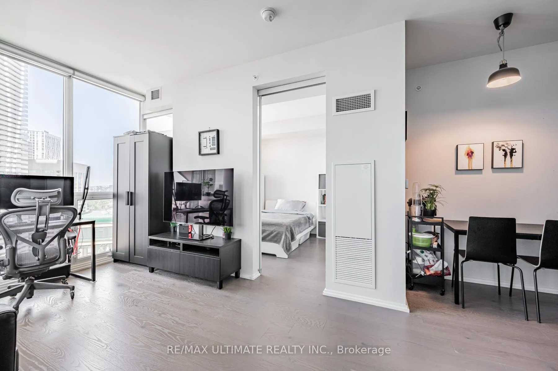 Photo 11 of Unit 4306, 45 Charles Street E, Toronto, Church-Yonge Corridor — HOMEH