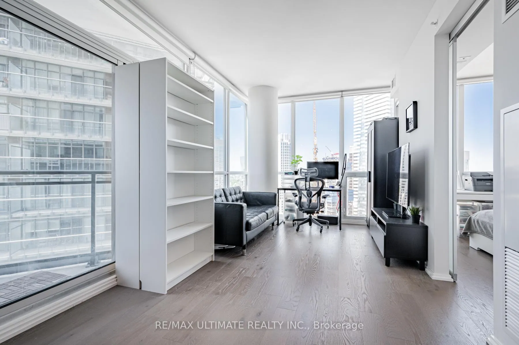 Photo 12 of Unit 4306, 45 Charles Street E, Toronto, Church-Yonge Corridor — HOMEH