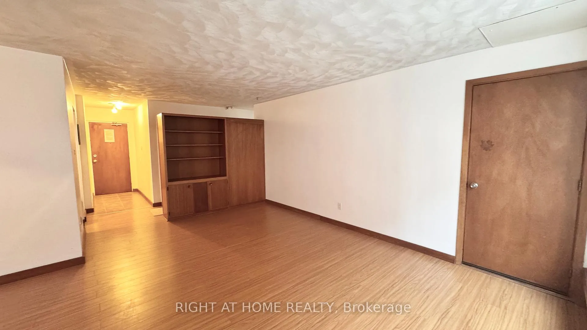 Photo 4 of Unit 201, 11 Devitt Avenue S, Waterloo — HOMEH