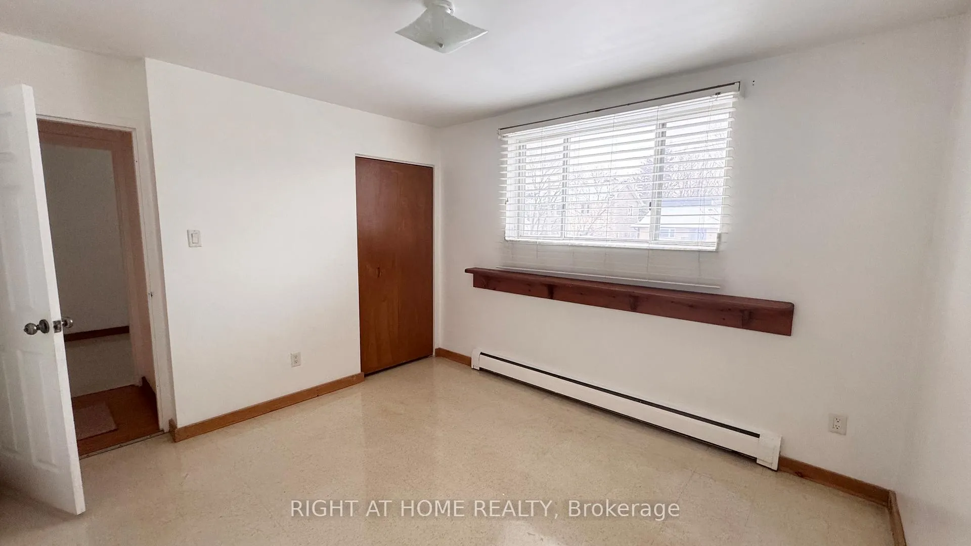 Photo 7 of Unit 201, 11 Devitt Avenue S, Waterloo — HOMEH