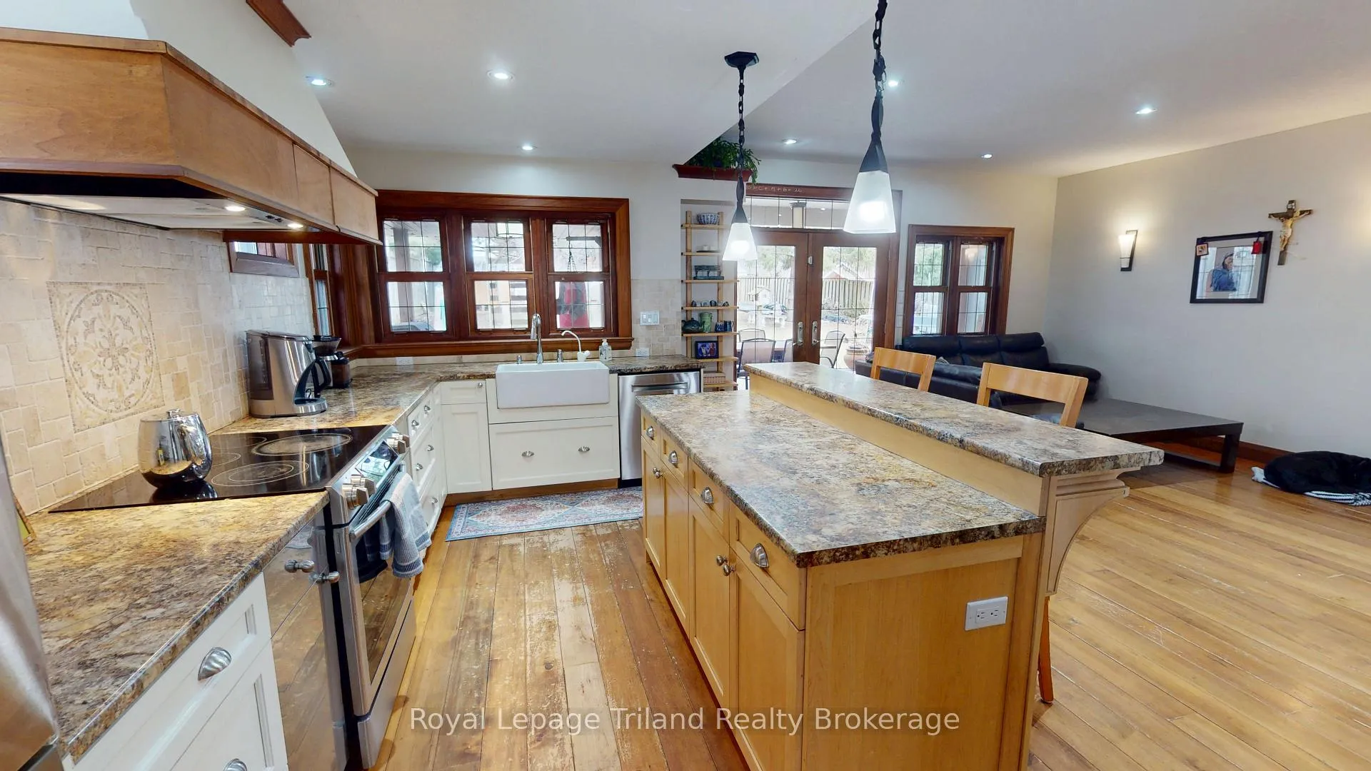 Photo 7 of 20 Centennial Crescent, Wilmot — HOMEH