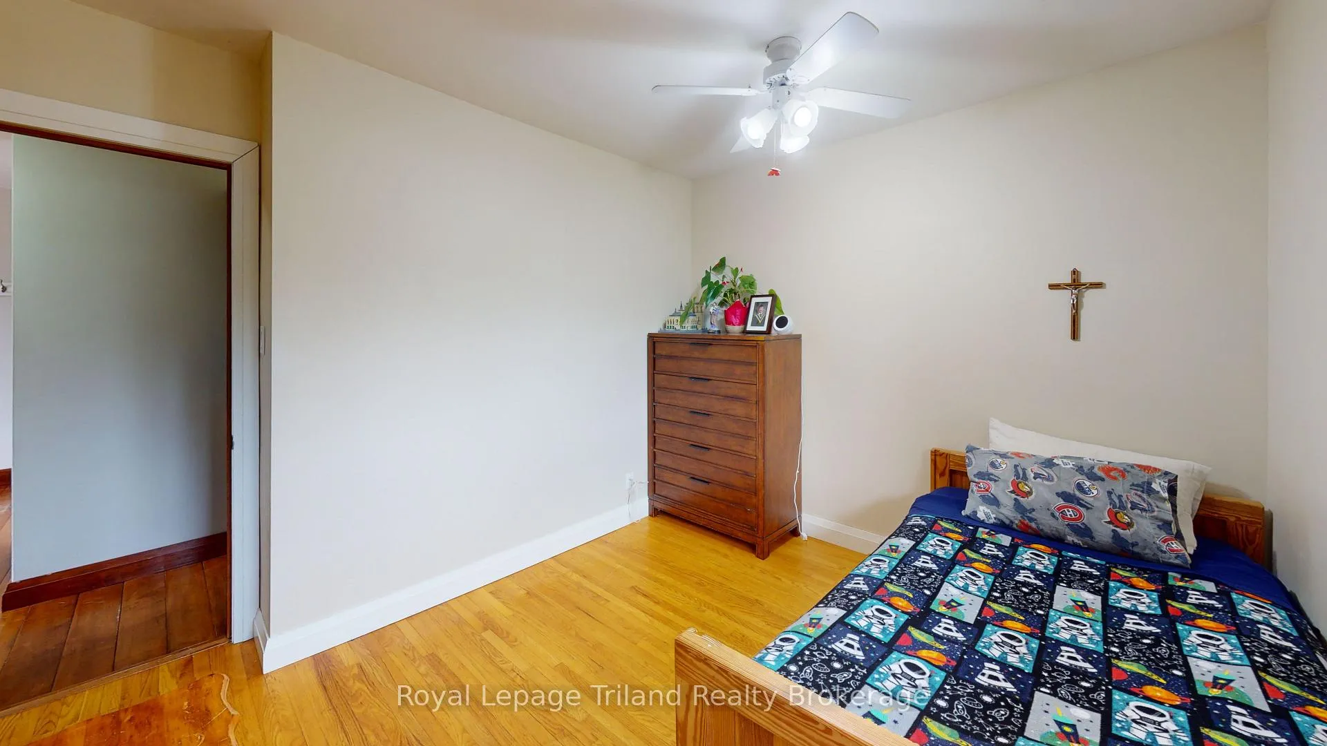 Photo 17 of 20 Centennial Crescent, Wilmot — HOMEH