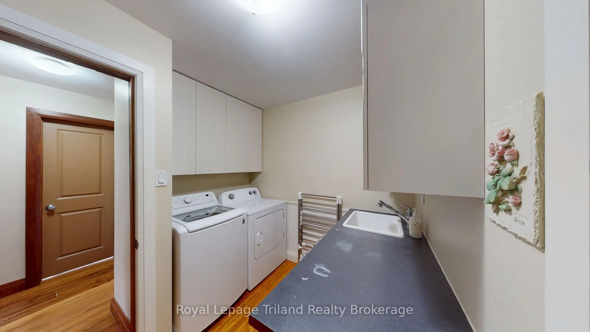 Photo 18 of 20 Centennial Crescent, Wilmot — HOMEH