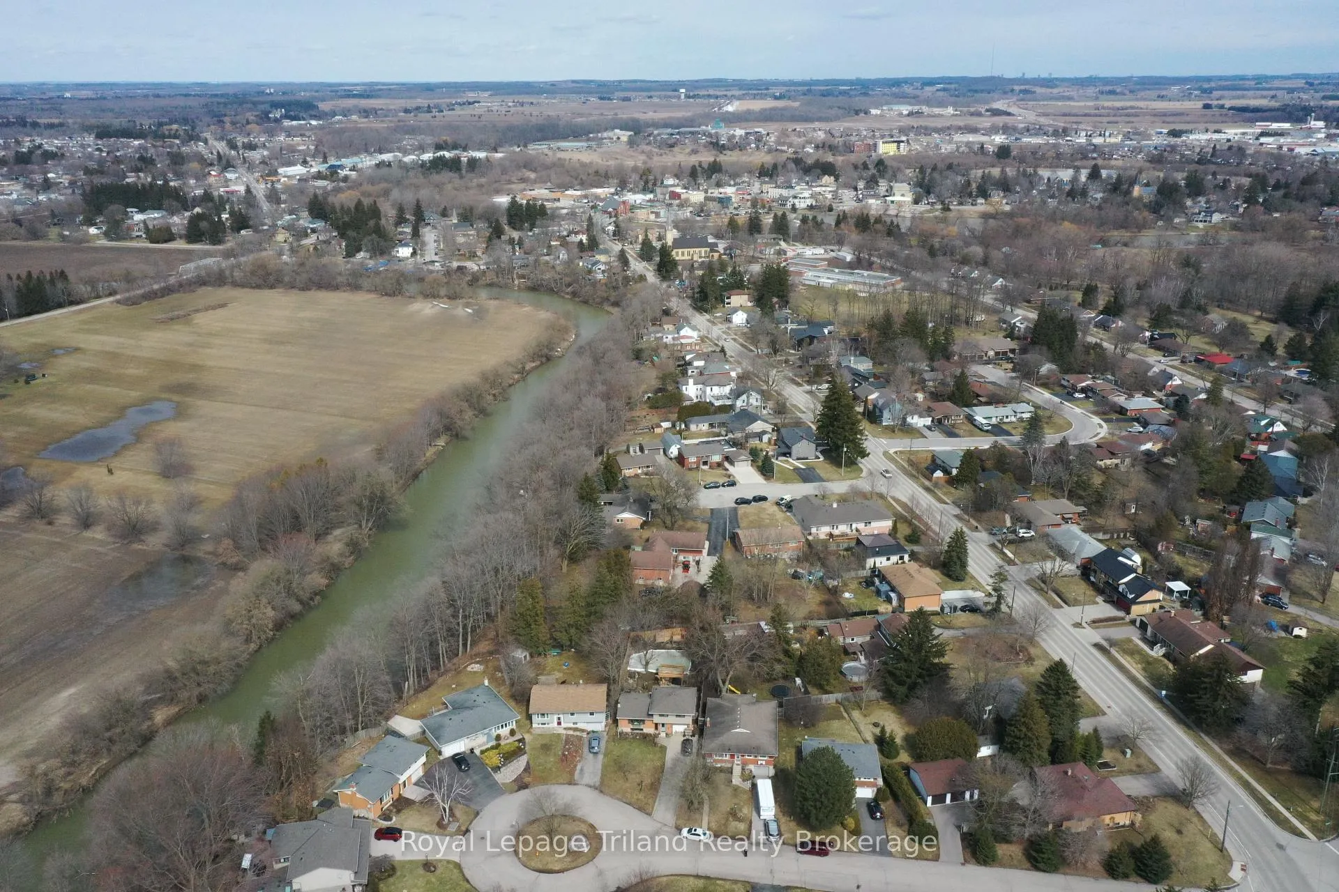 Photo 31 of 20 Centennial Crescent, Wilmot — HOMEH