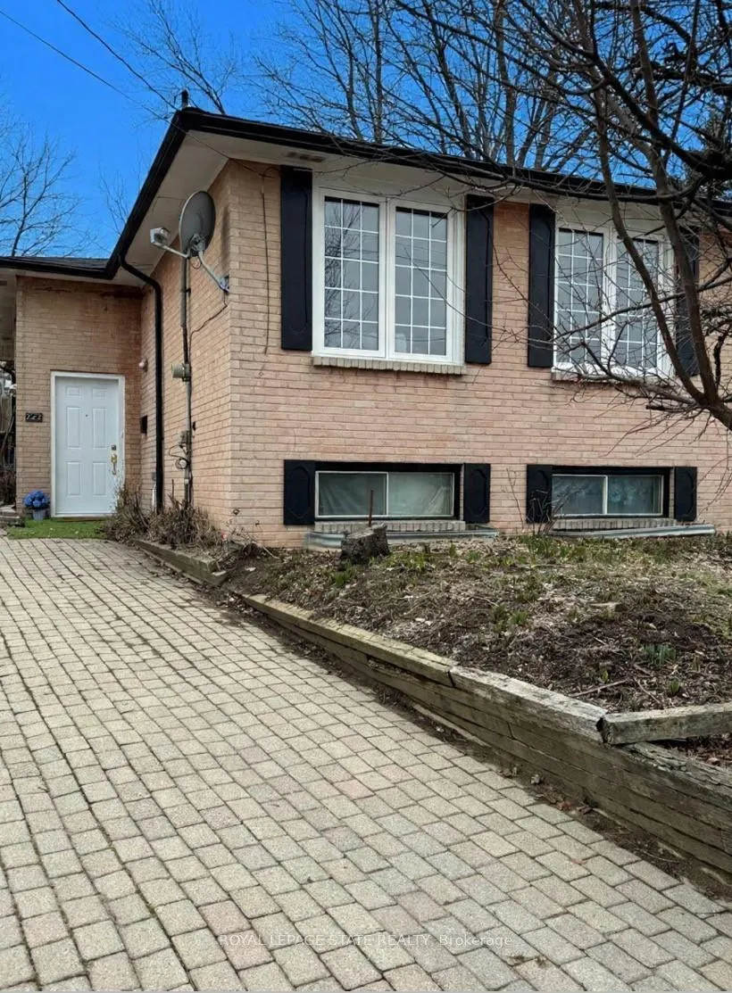 Photo 1 of 222 Greencedar Drive, Hamilton, Gurnett — HOMEH