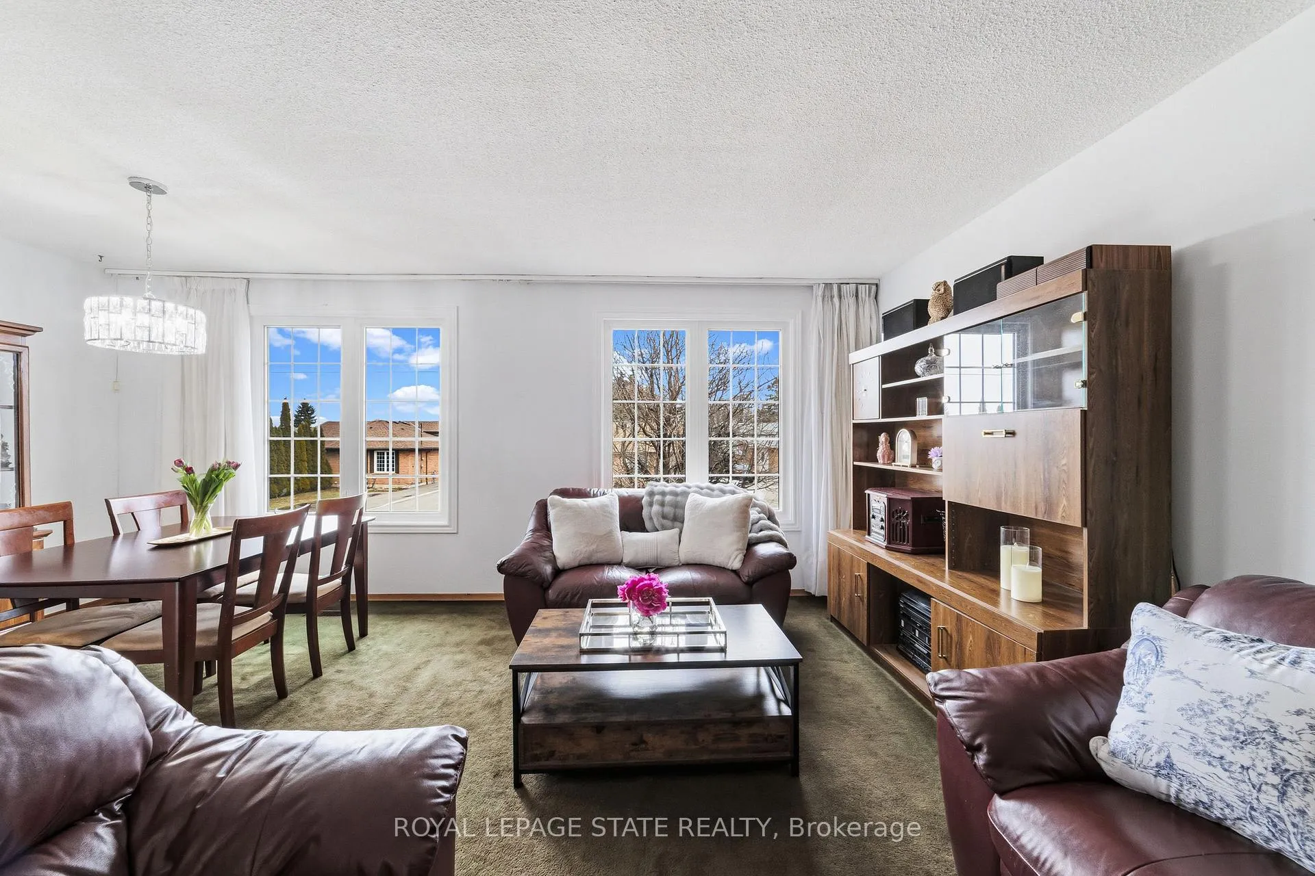 Photo 7 of 222 Greencedar Drive, Hamilton, Gurnett — HOMEH