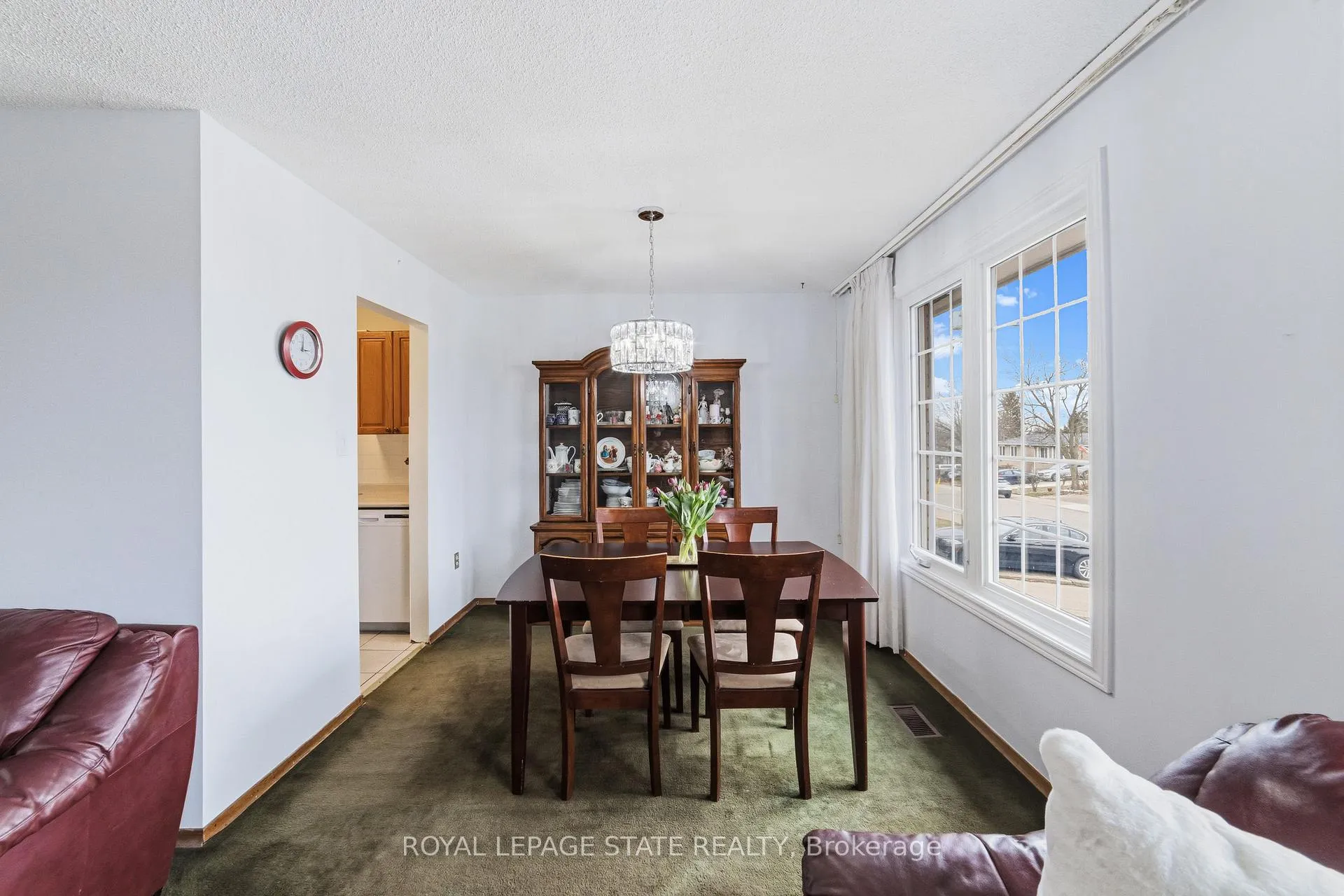 Photo 8 of 222 Greencedar Drive, Hamilton, Gurnett — HOMEH