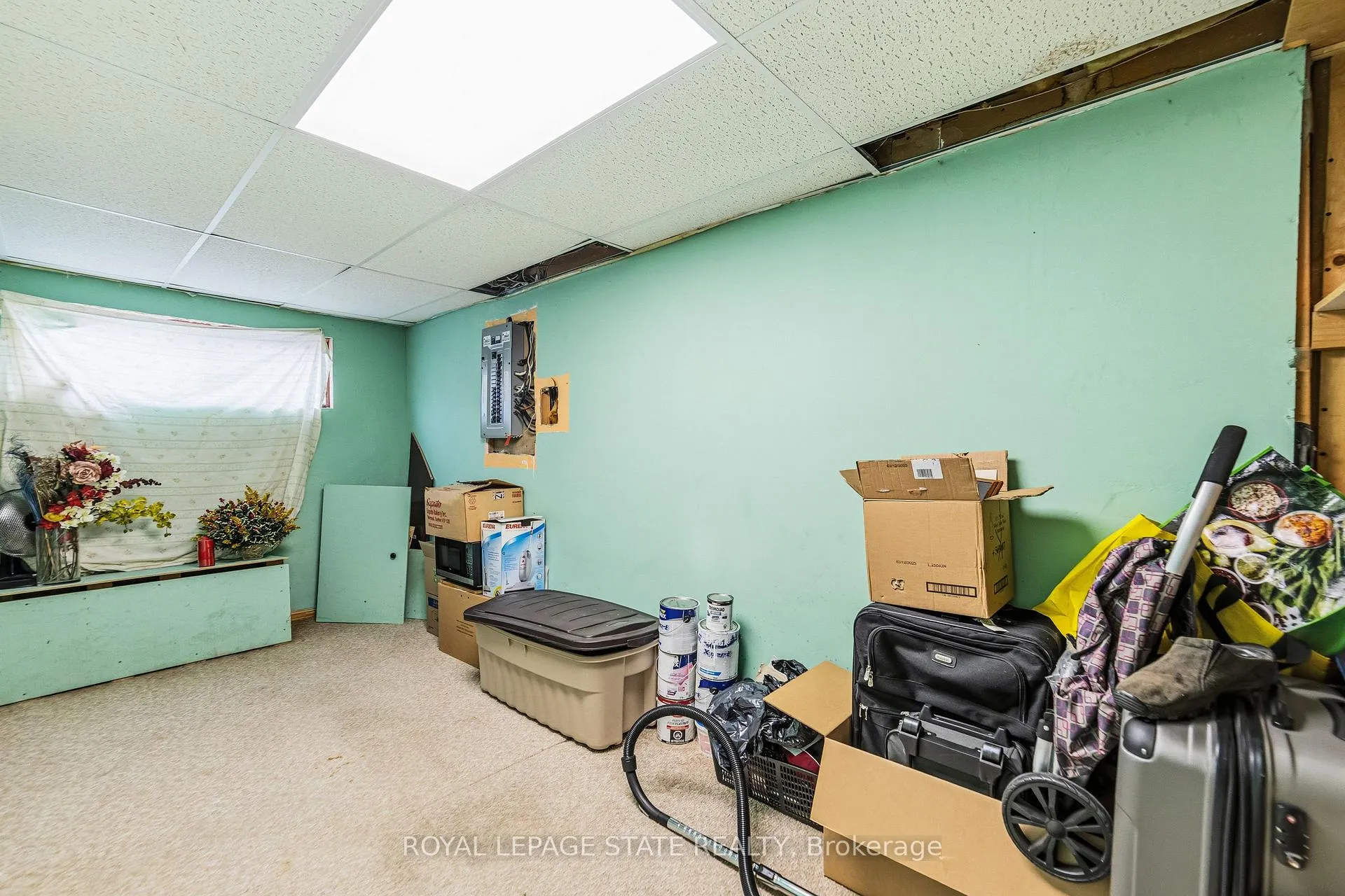 Photo 25 of 222 Greencedar Drive, Hamilton, Gurnett — HOMEH