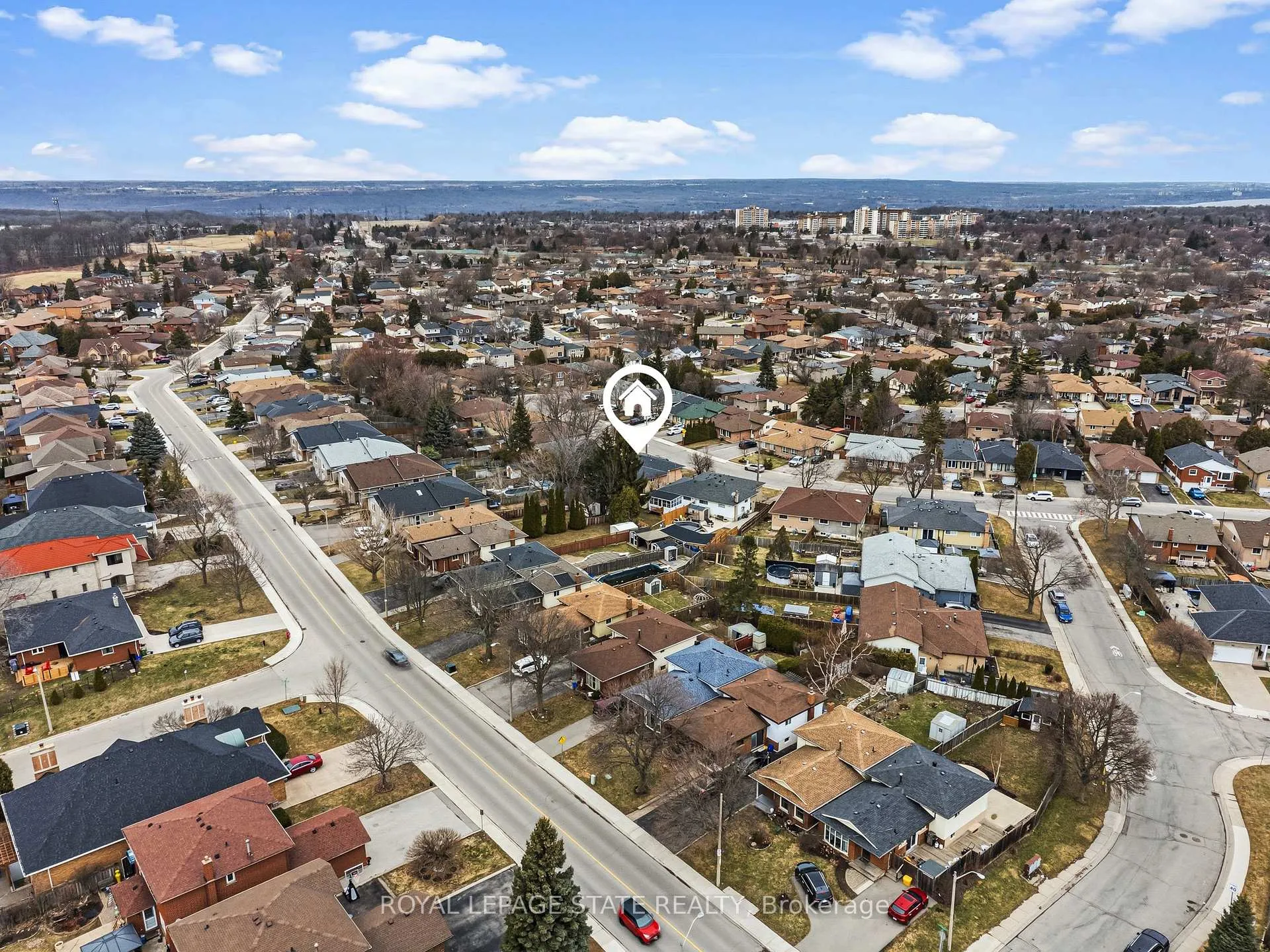 Photo 40 of 222 Greencedar Drive, Hamilton, Gurnett — HOMEH