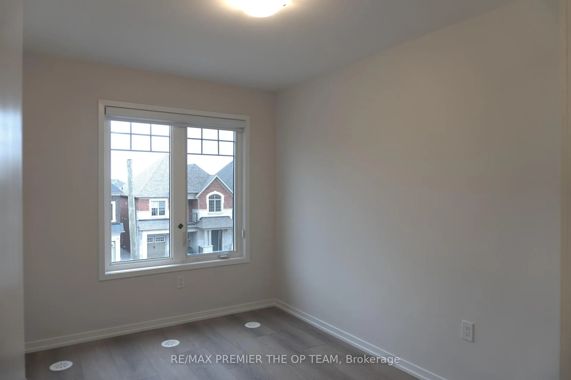 Photo 28 of 12 Pierre Berton Boulevard, Vaughan, Kleinburg — HOMEH