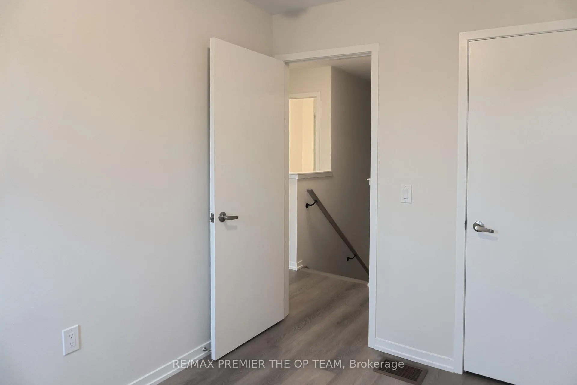 Photo 30 of 12 Pierre Berton Boulevard, Vaughan, Kleinburg — HOMEH