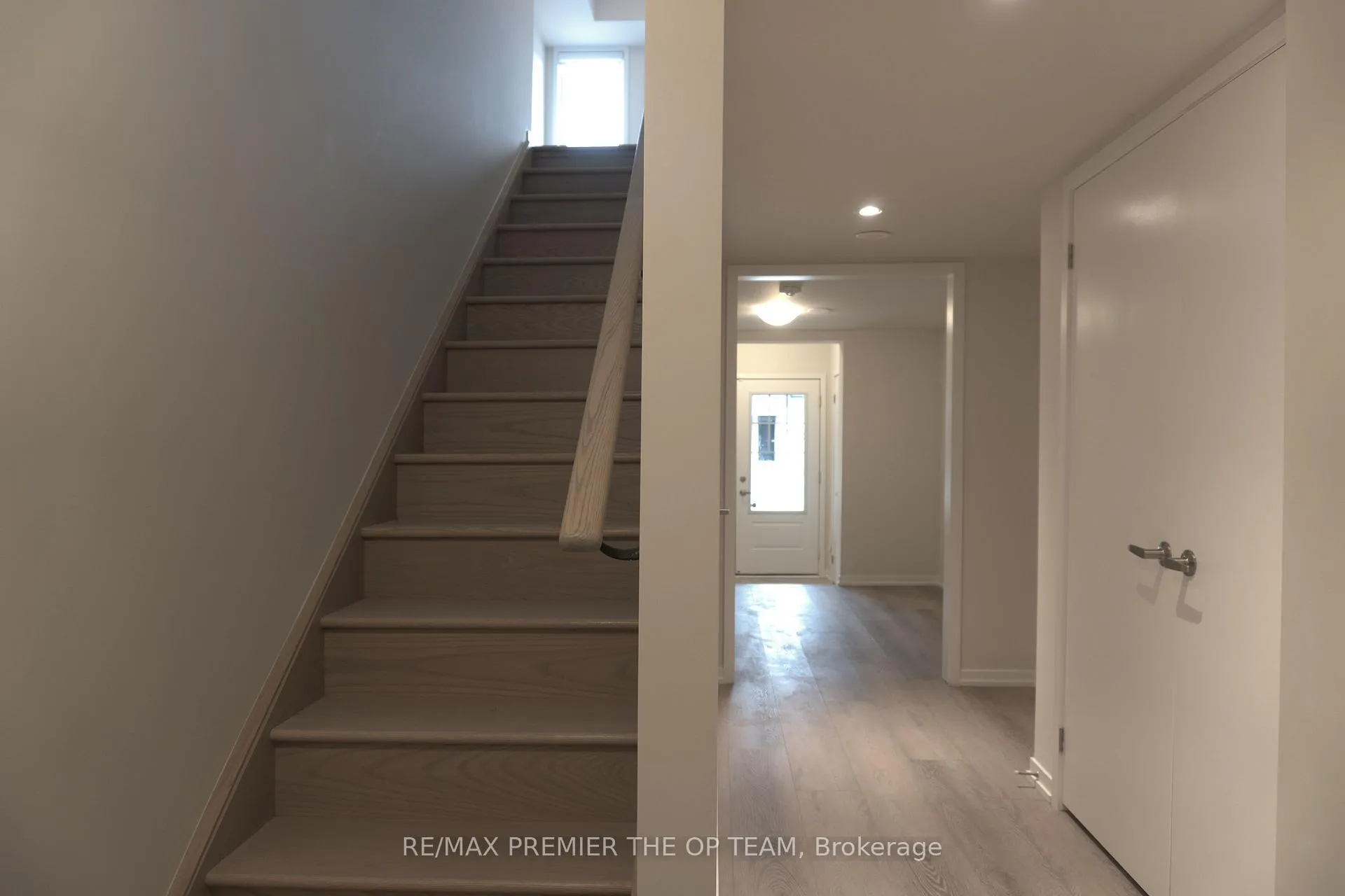 Photo 32 of 12 Pierre Berton Boulevard, Vaughan, Kleinburg — HOMEH