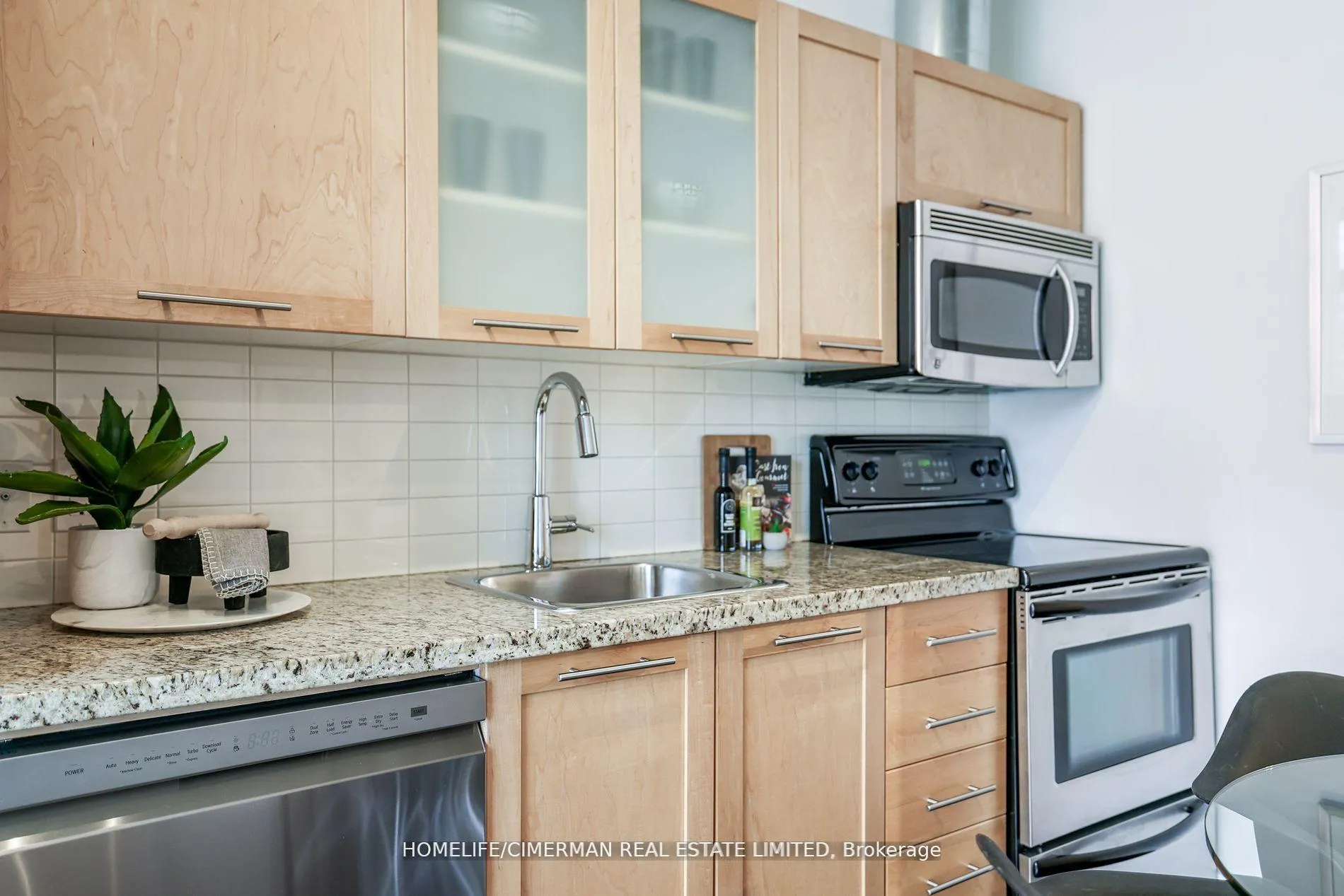 Photo 12 of Unit 314, 33 Mill Street, Toronto, Waterfront Communities — HOMEH