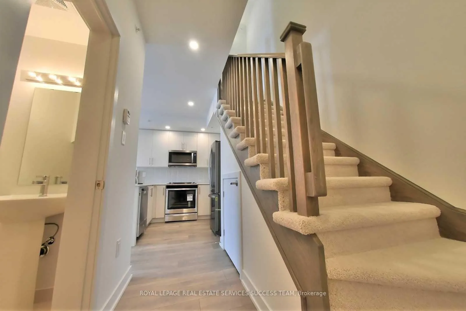 Photo 12 of Unit 24, 3473 Widdicombe Way, Mississauga, Erin Mills — HOMEH