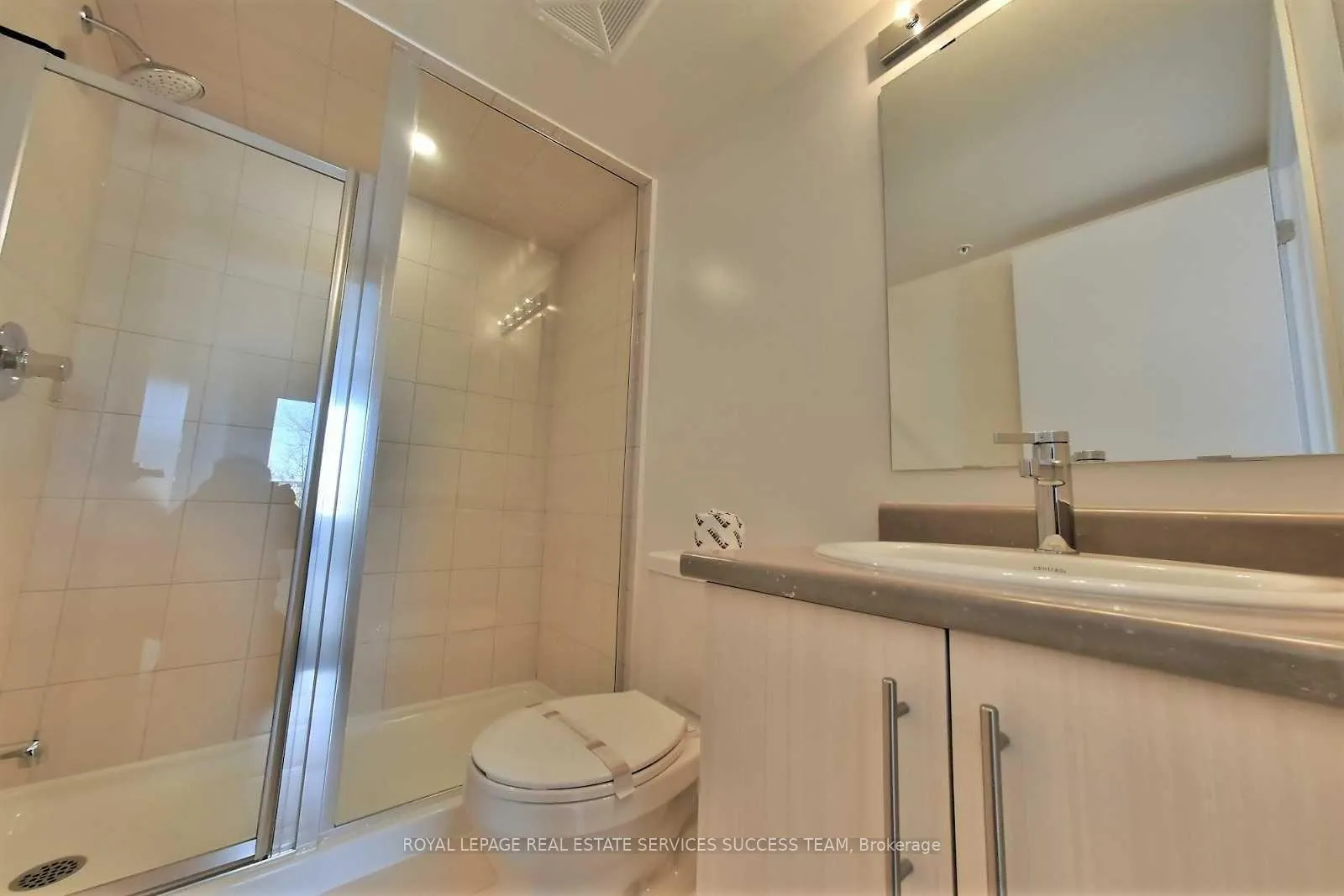 Photo 15 of Unit 24, 3473 Widdicombe Way, Mississauga, Erin Mills — HOMEH