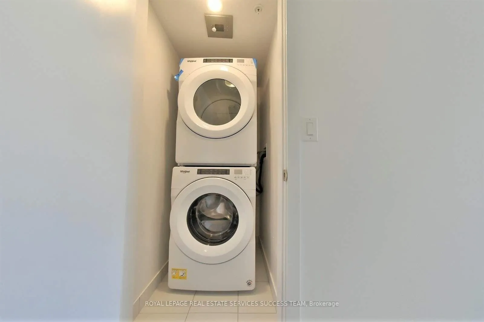 Photo 18 of Unit 24, 3473 Widdicombe Way, Mississauga, Erin Mills — HOMEH