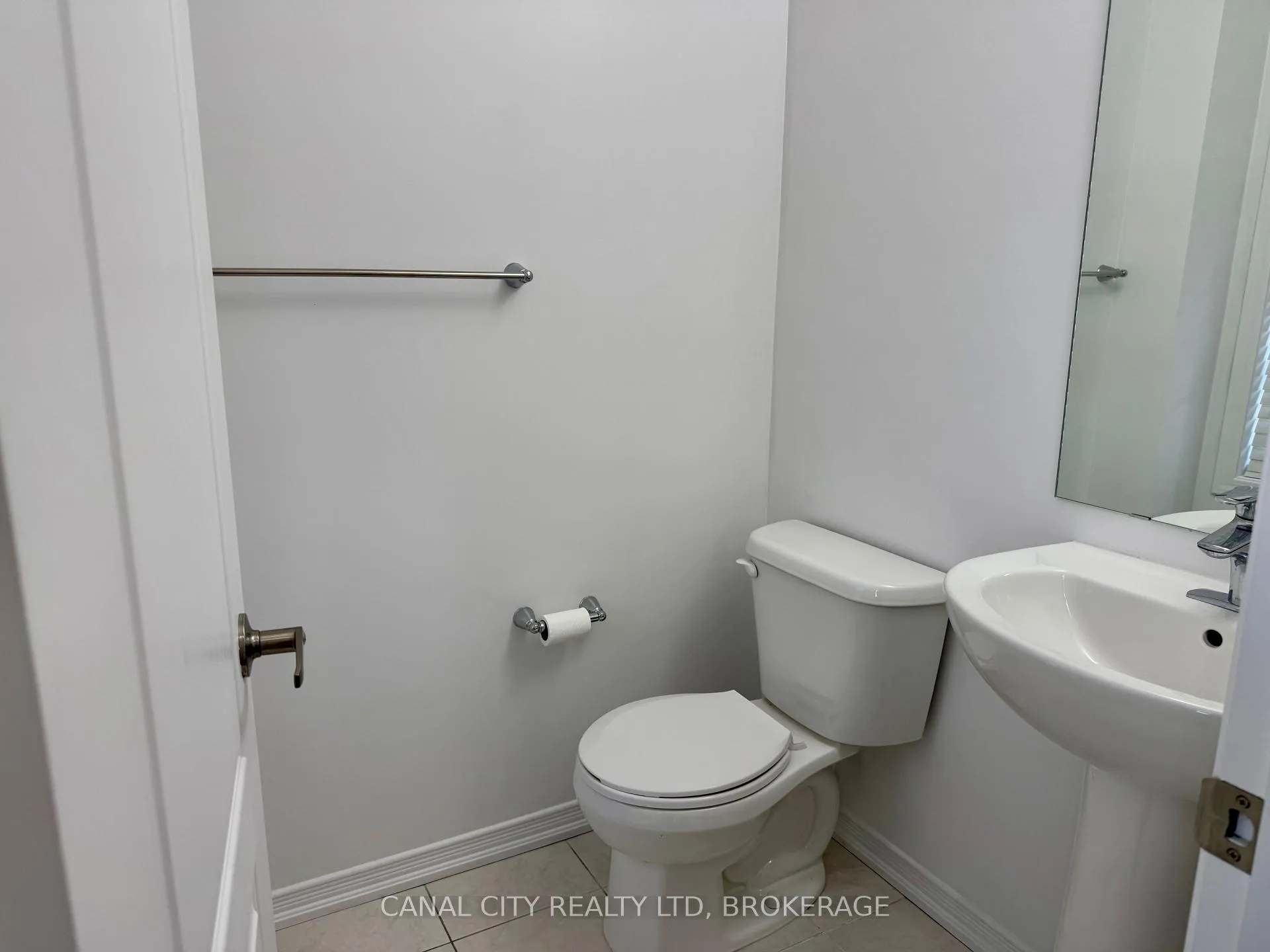 Photo 12 of 51 Esther Crescent, Thorold, Hurricane/Merrittville — HOMEH