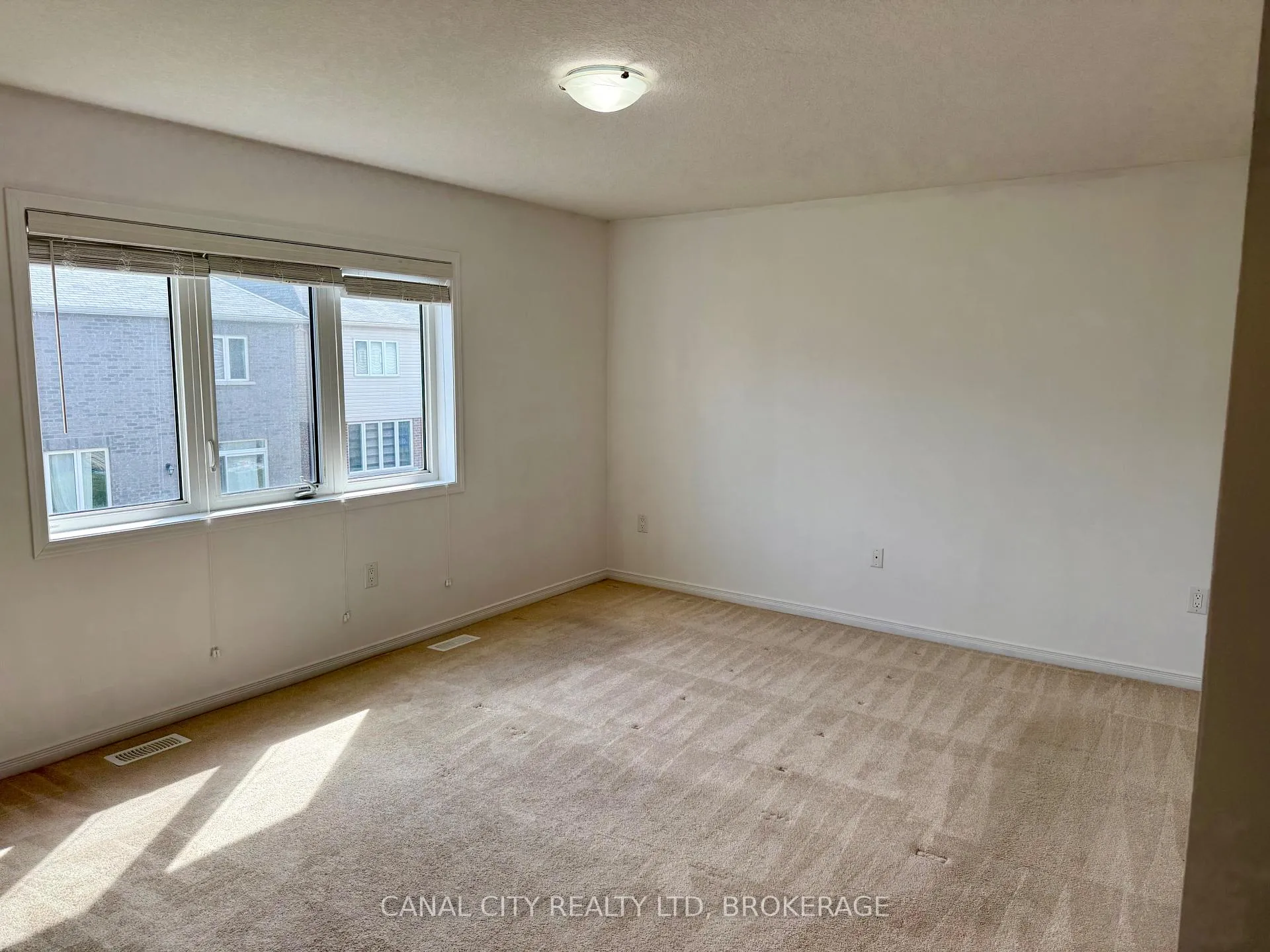 Photo 14 of 51 Esther Crescent, Thorold, Hurricane/Merrittville — HOMEH