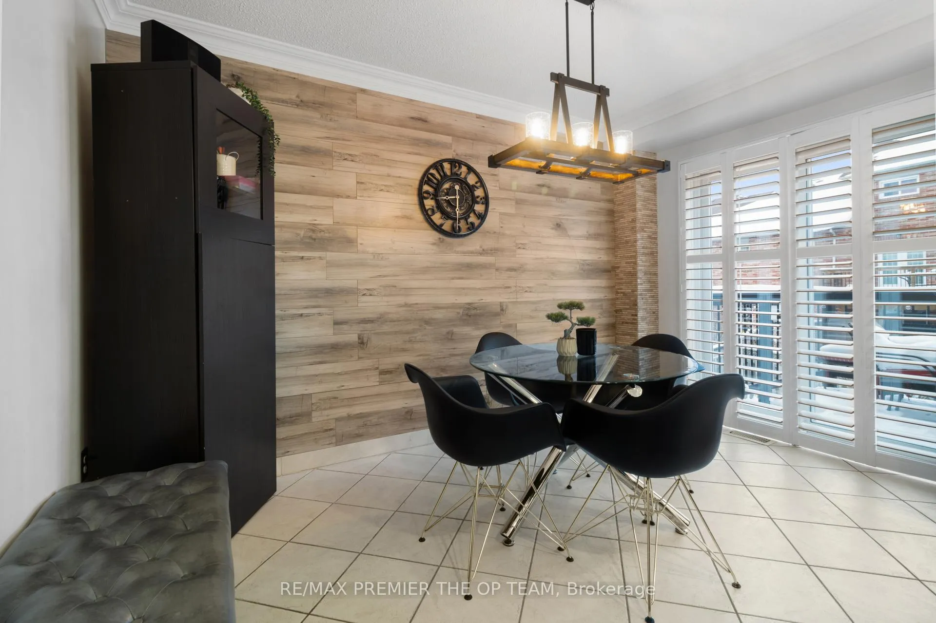 Photo 17 of 28 Kelso Crescent, Vaughan, Maple — HOMEH